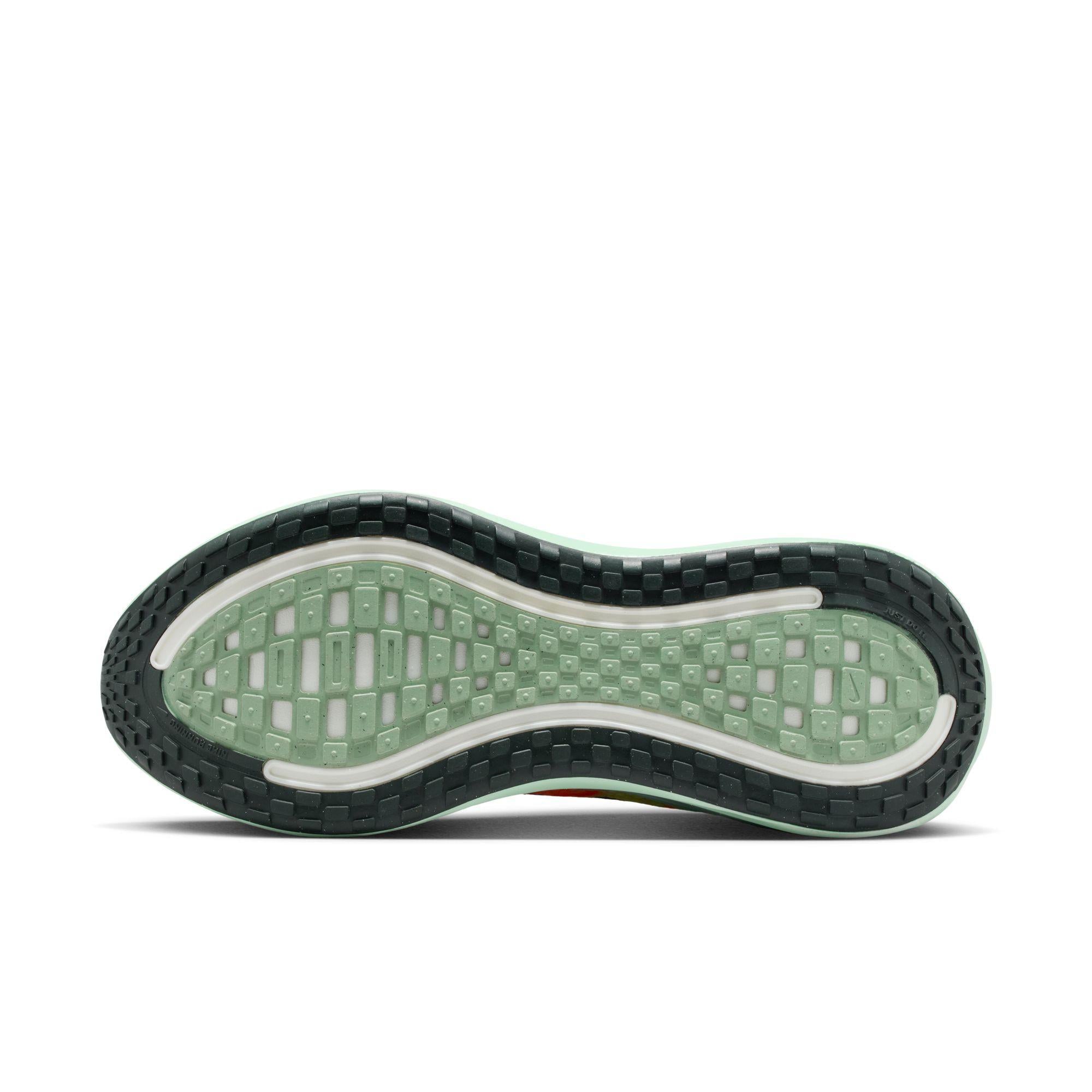 Nike Vomero Plus “Barely Volt”