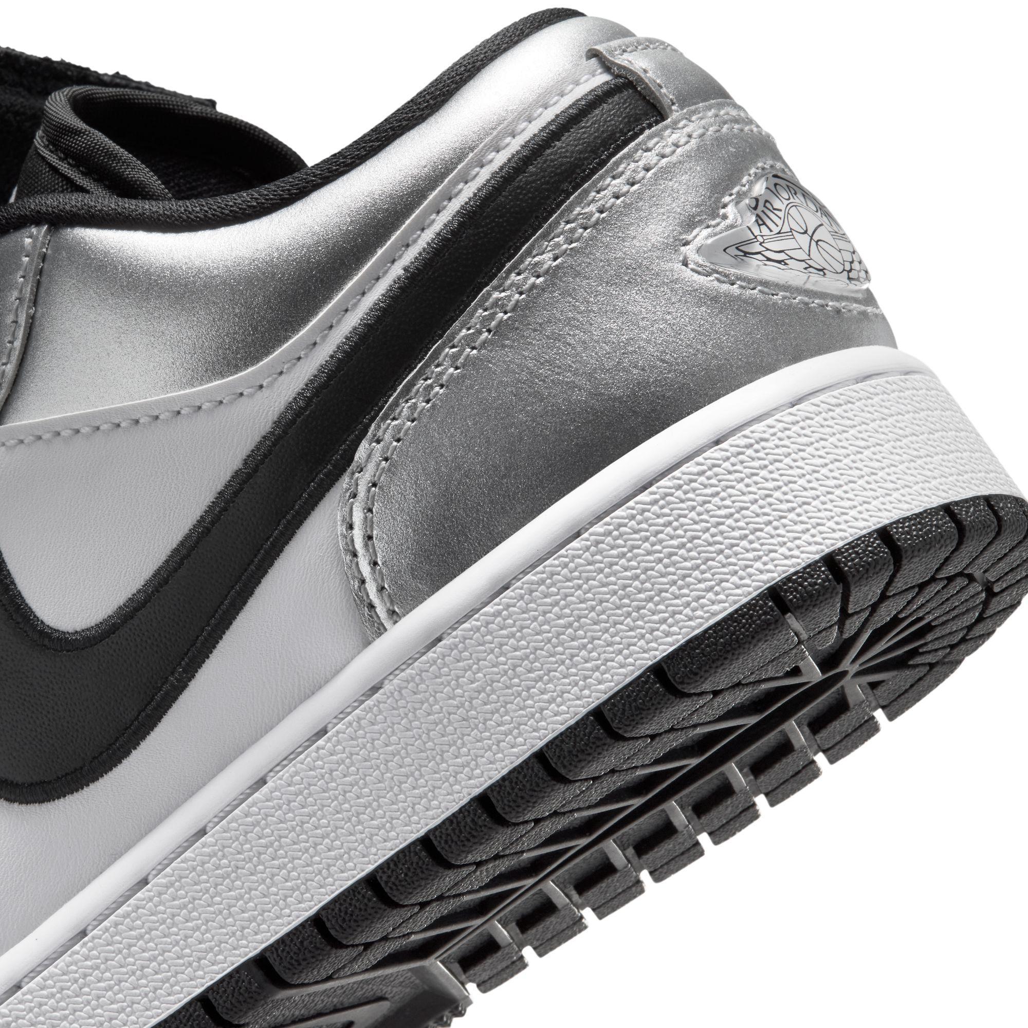 Air Jordan 1 Low SE Gradeschool “Metallic Silver”