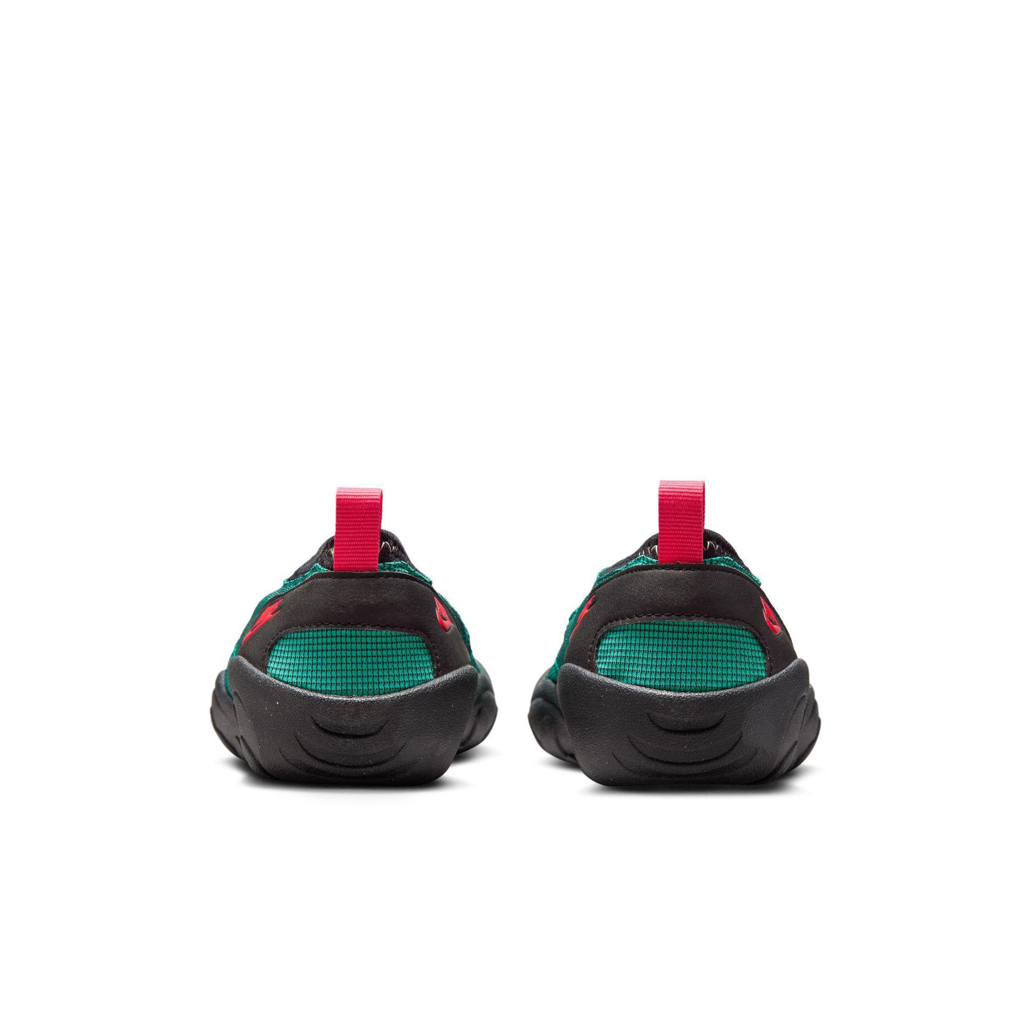 Nike Aqua Turf
