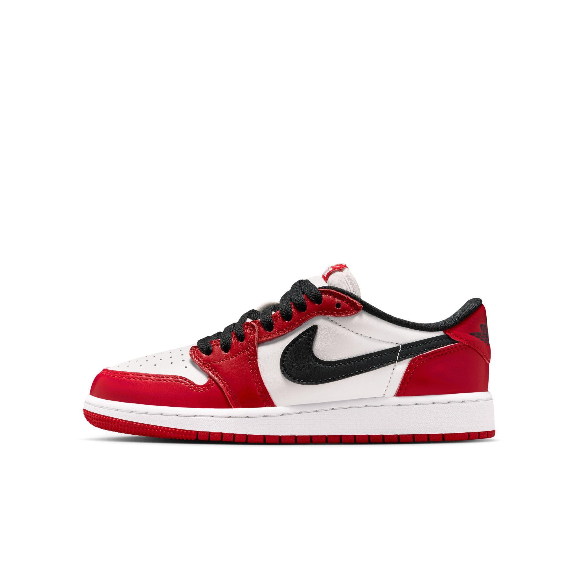 Air Jordan 1 Retro Low Gradeschool “Chicago”