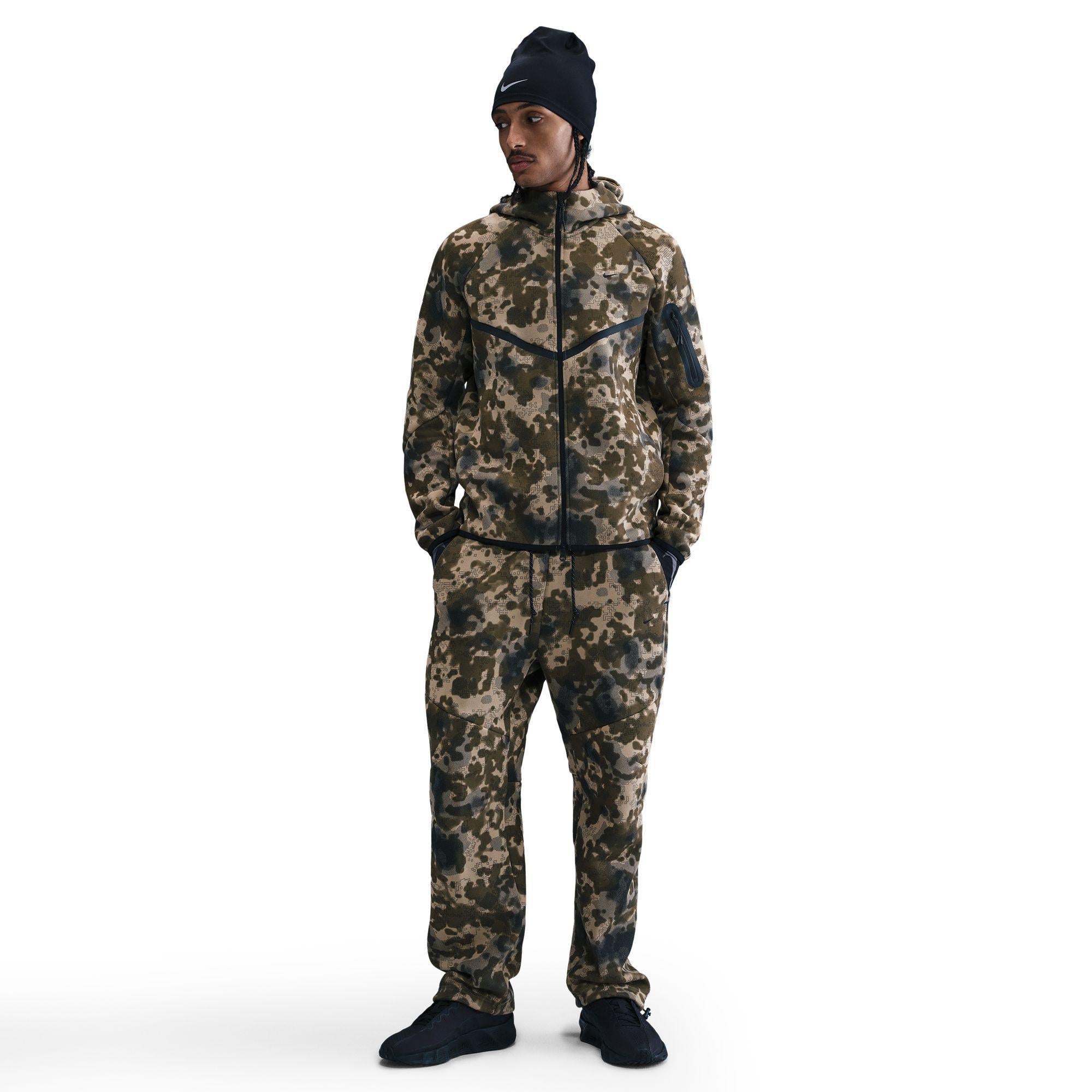 Nike Tech Camo Pant