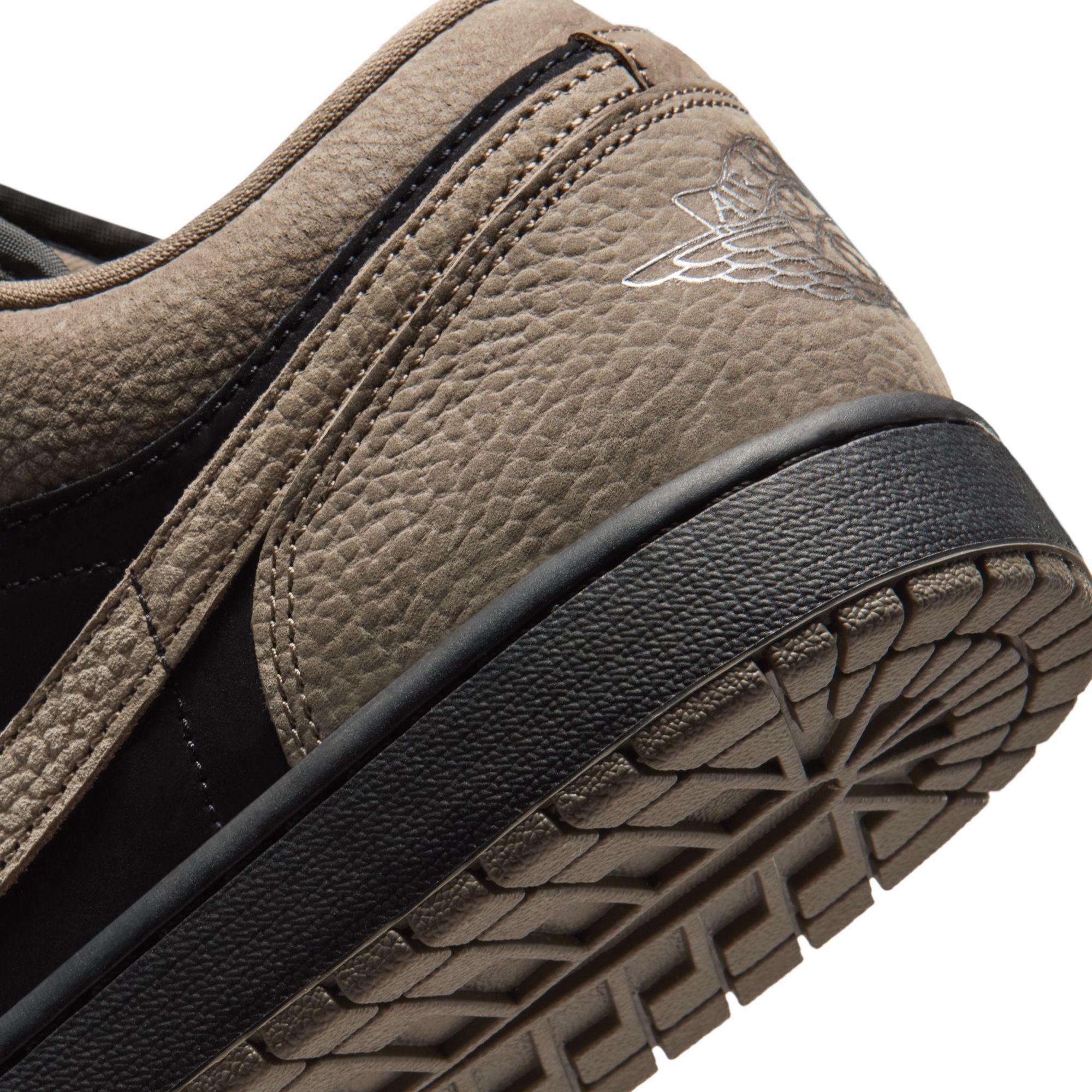 Air Jordan 1 Low SE “Black Olive”
