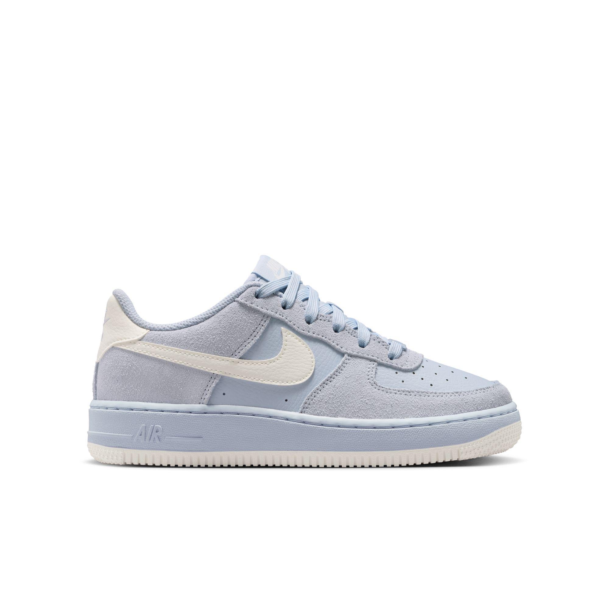 Nike Air Force 1 LV8 2