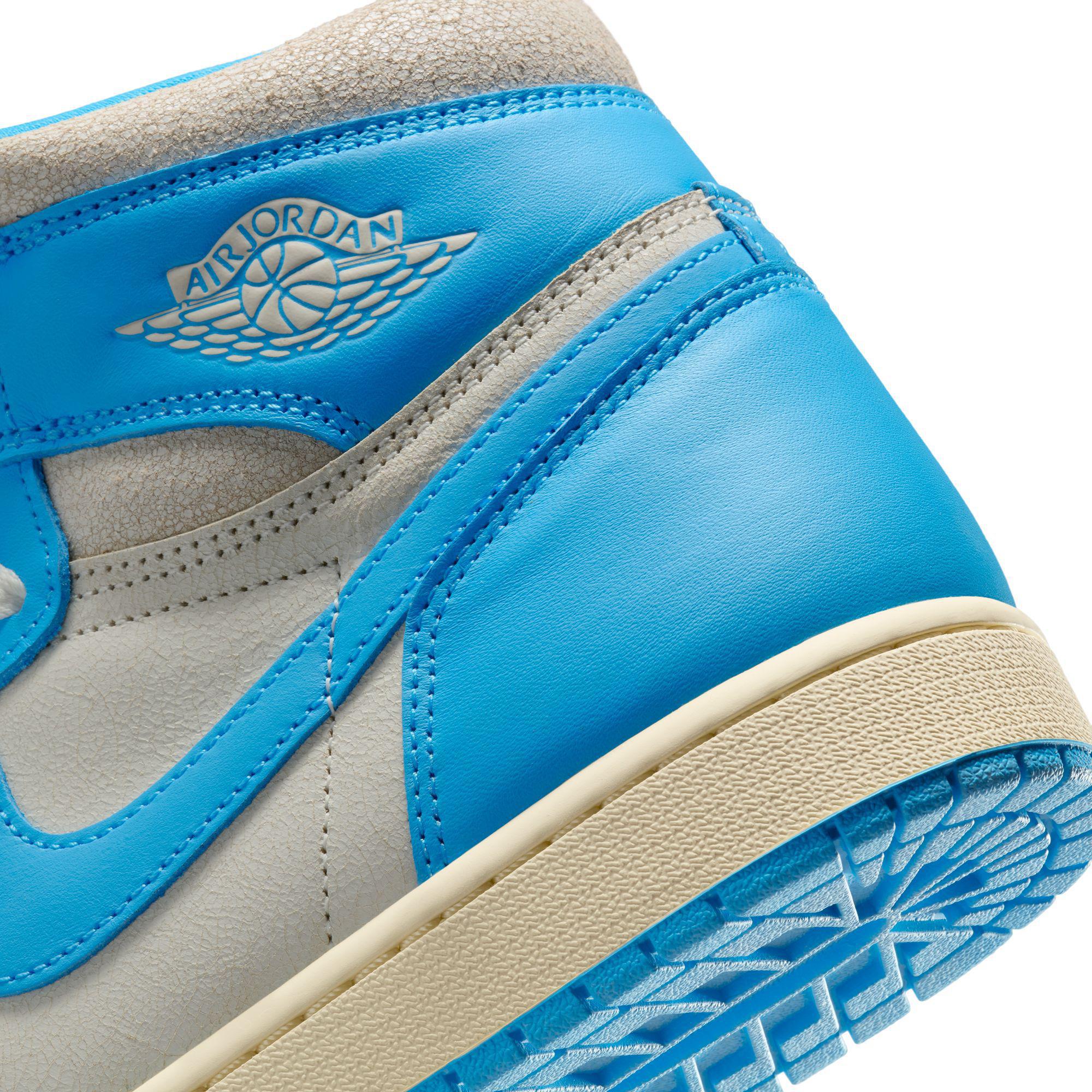 Air Jordan 1 Retro High OG 'Powder Blue'
