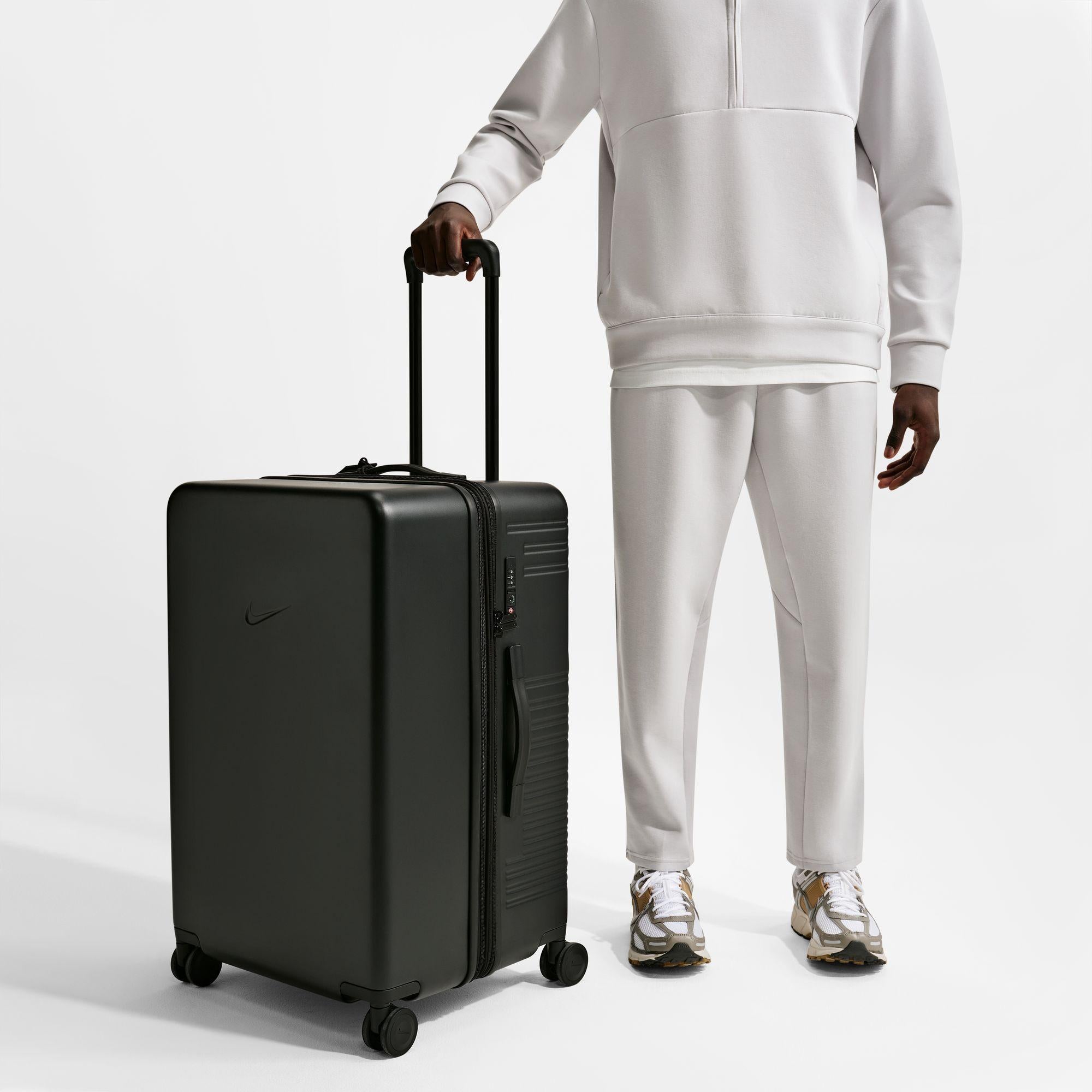 Nike Large Checked Luggage “Black”