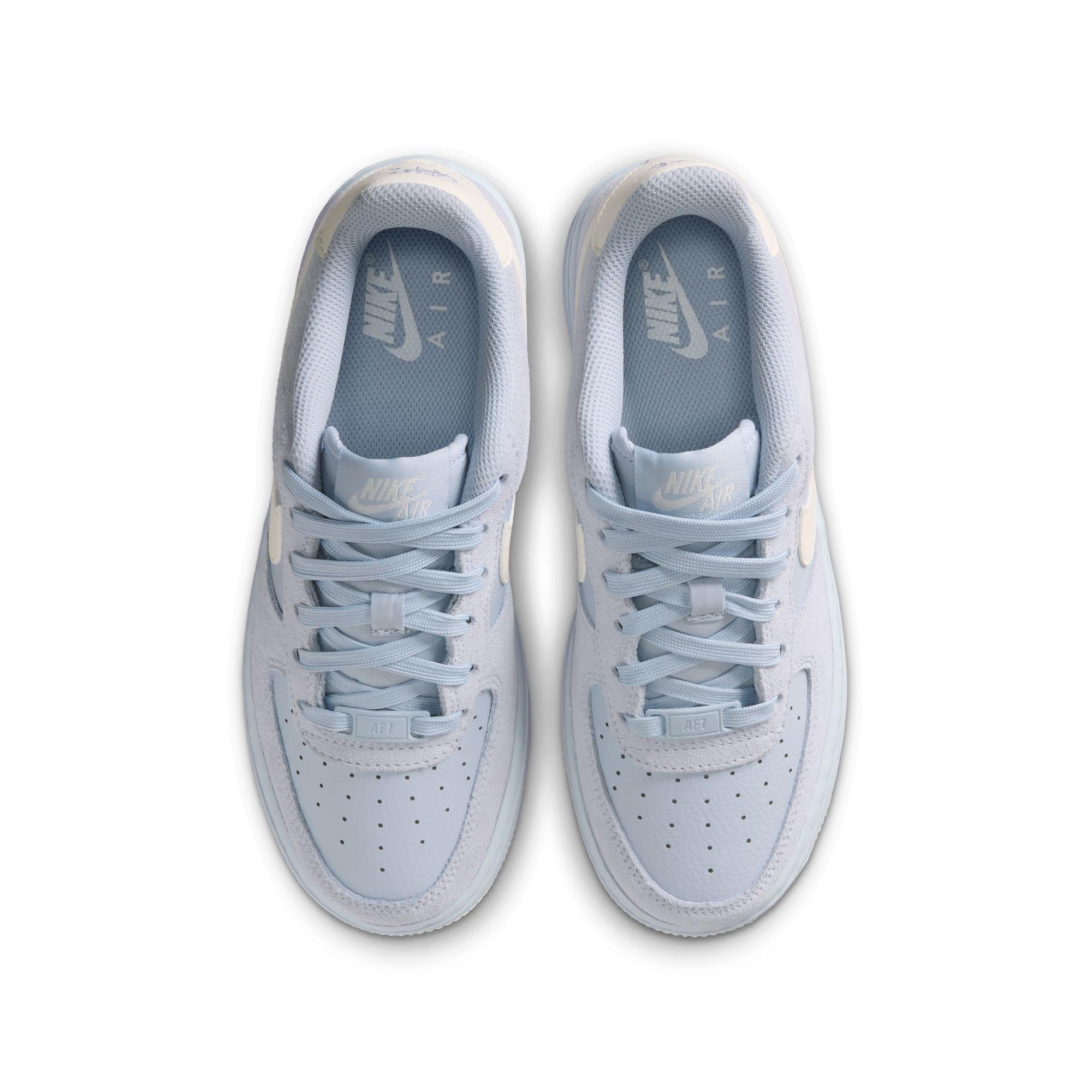 Nike Air Force 1 LV8 2