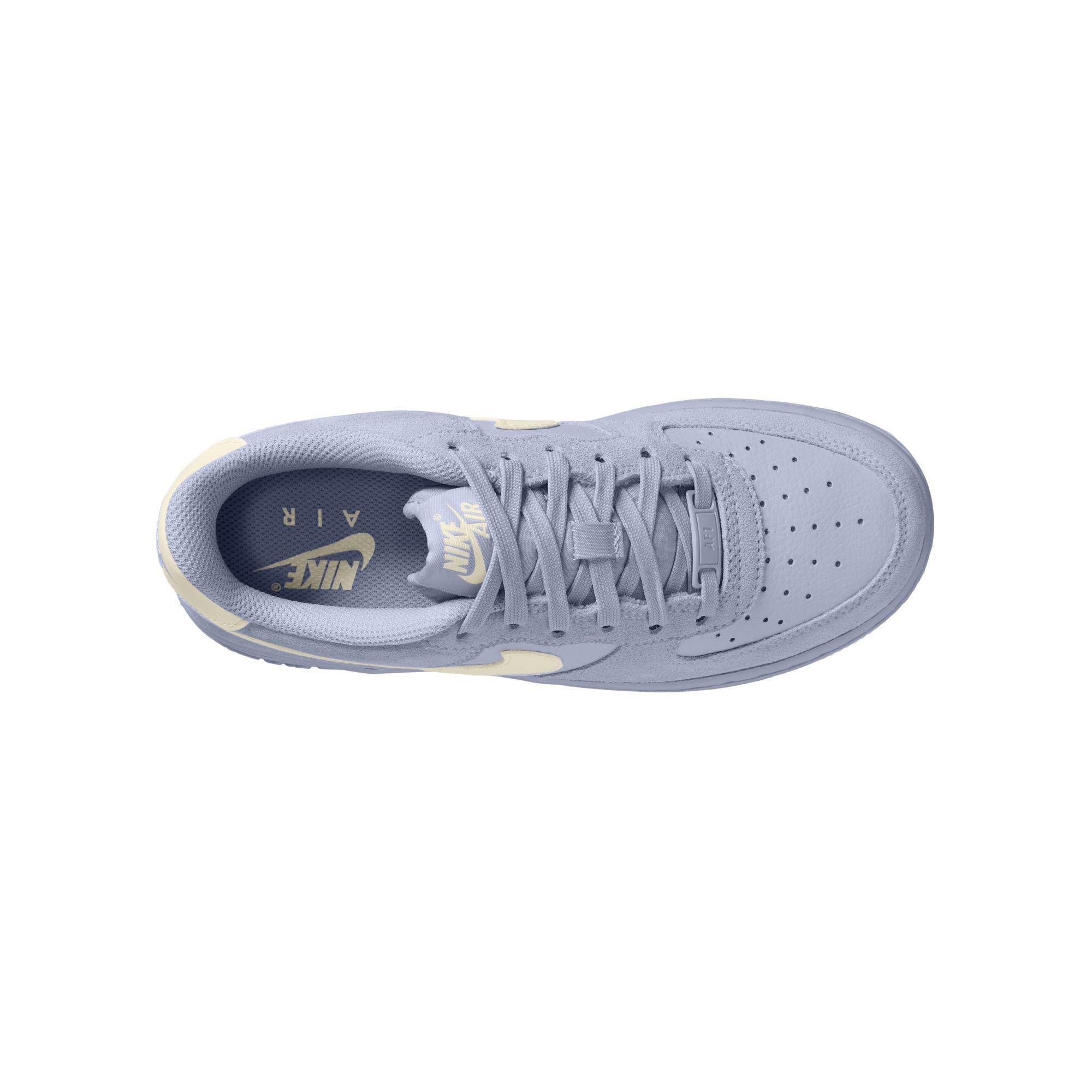 Nike Air Force 1 LV8 2