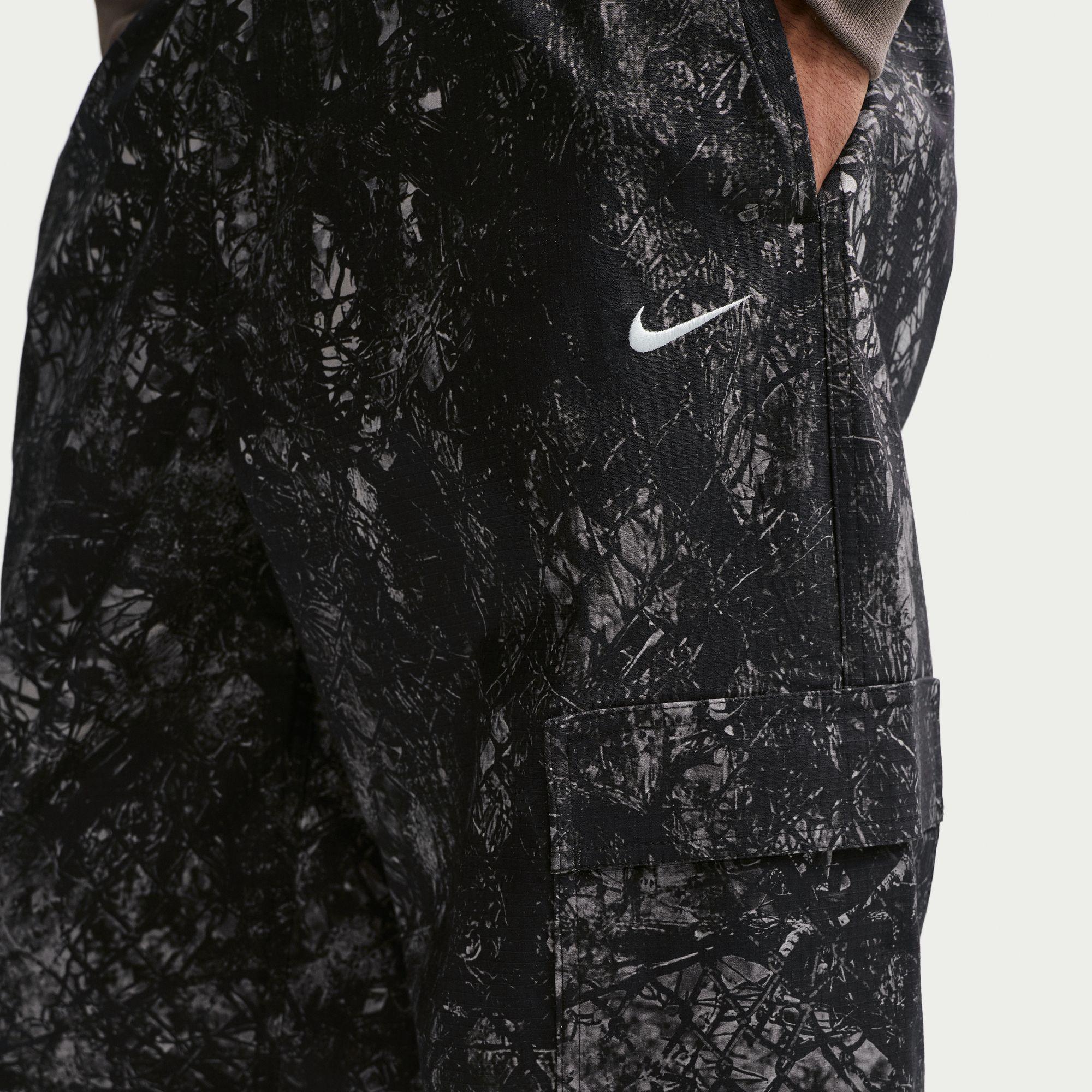 Nike Club Woven Cargo Pants “Black”