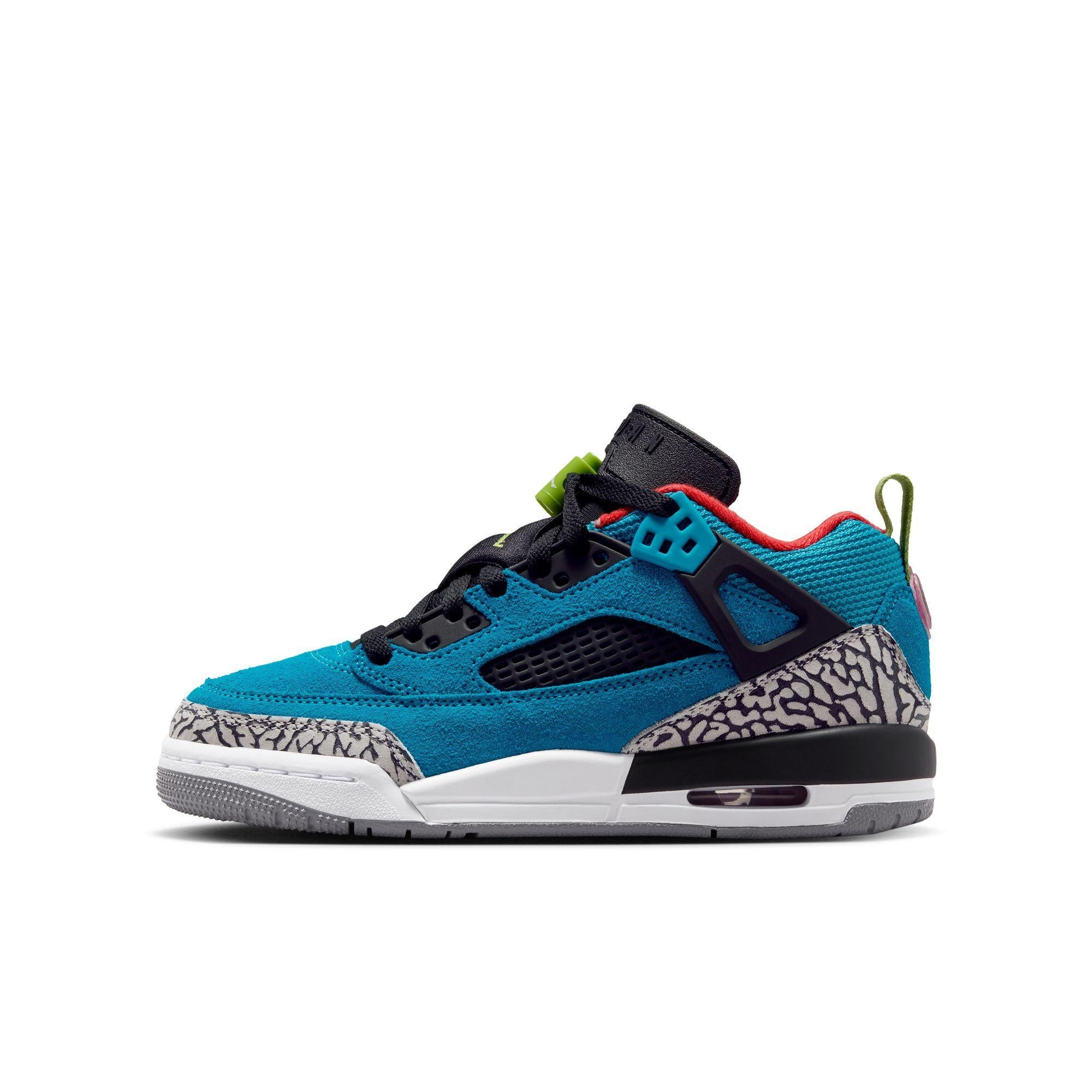 Jordan Spizike Low Gradeschool “Vivid Green”