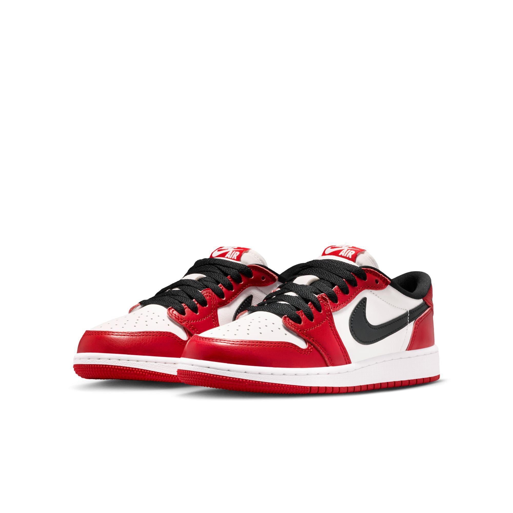 Air Jordan 1 Retro Low Gradeschool “Chicago”