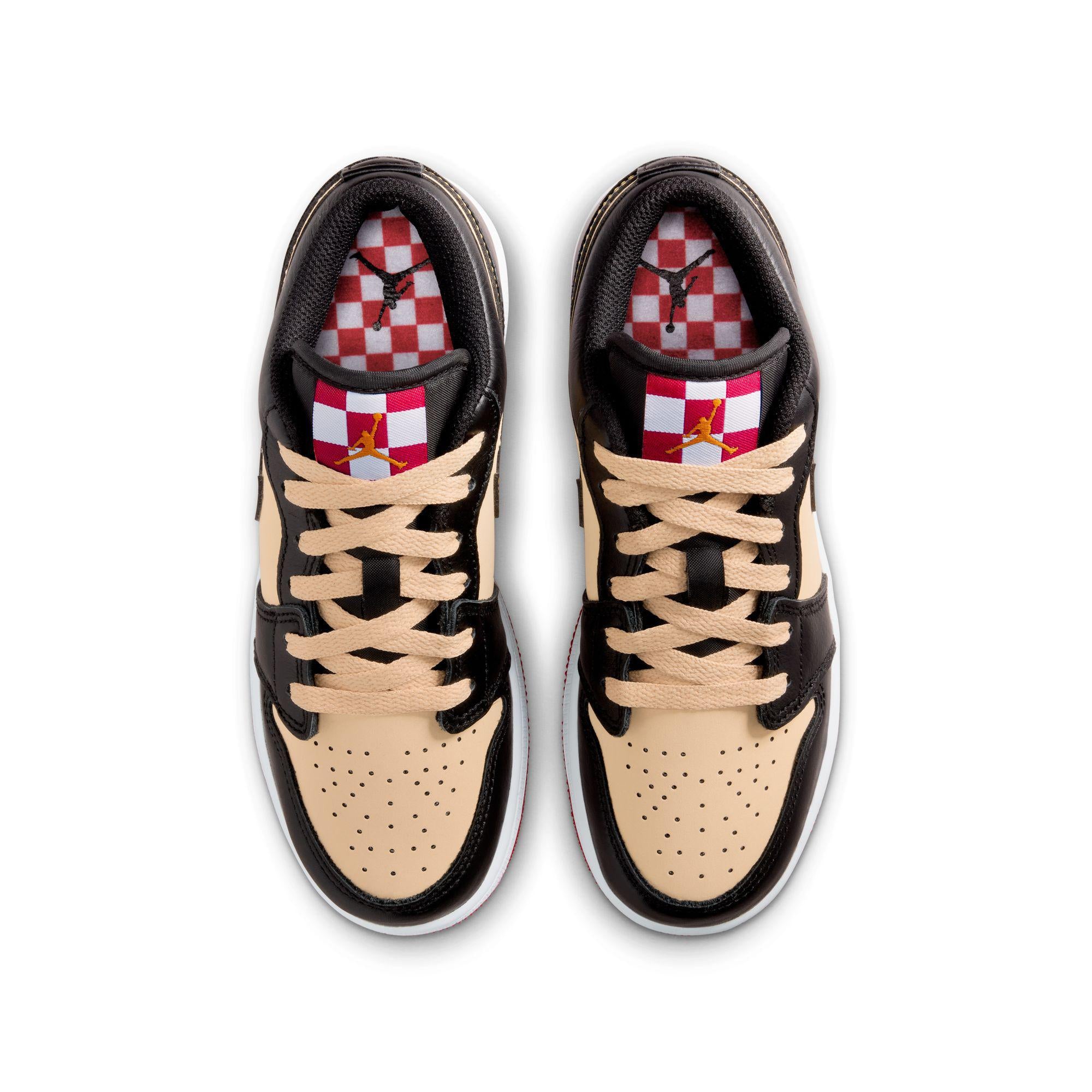 Air Jordan 1 Low SE 