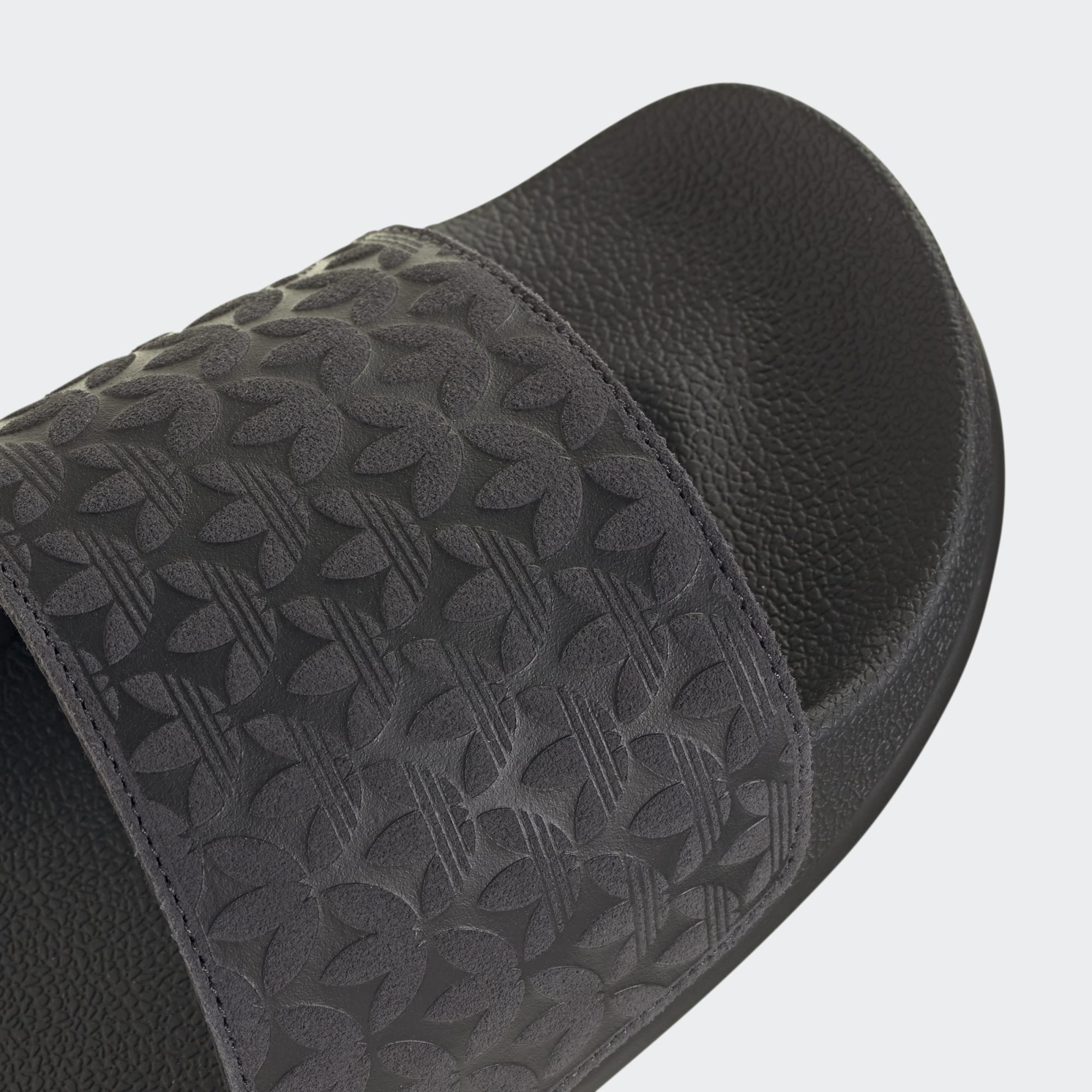 ADIDAS ADILETTE SLIDES 