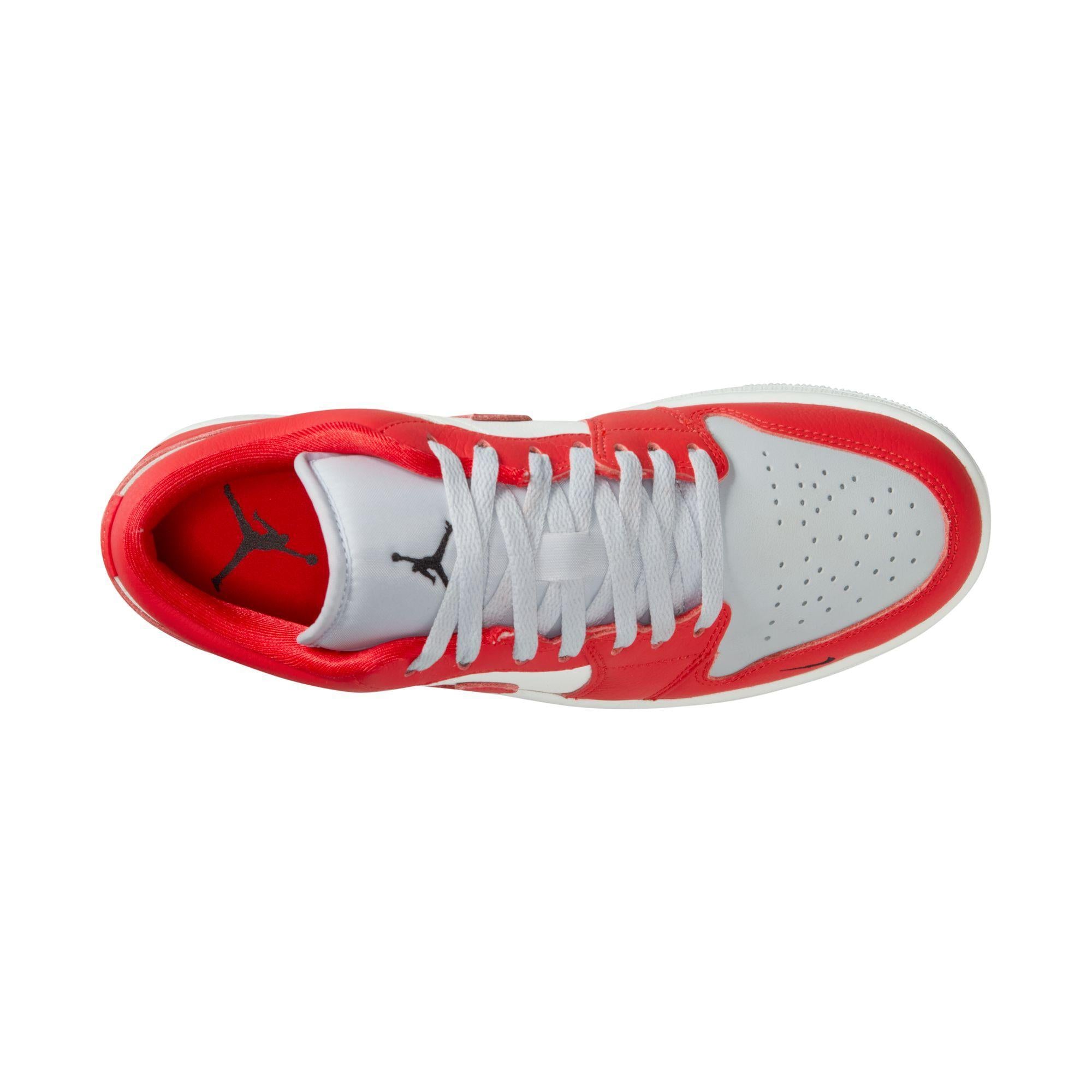 Air Jordan 1 Low SE 