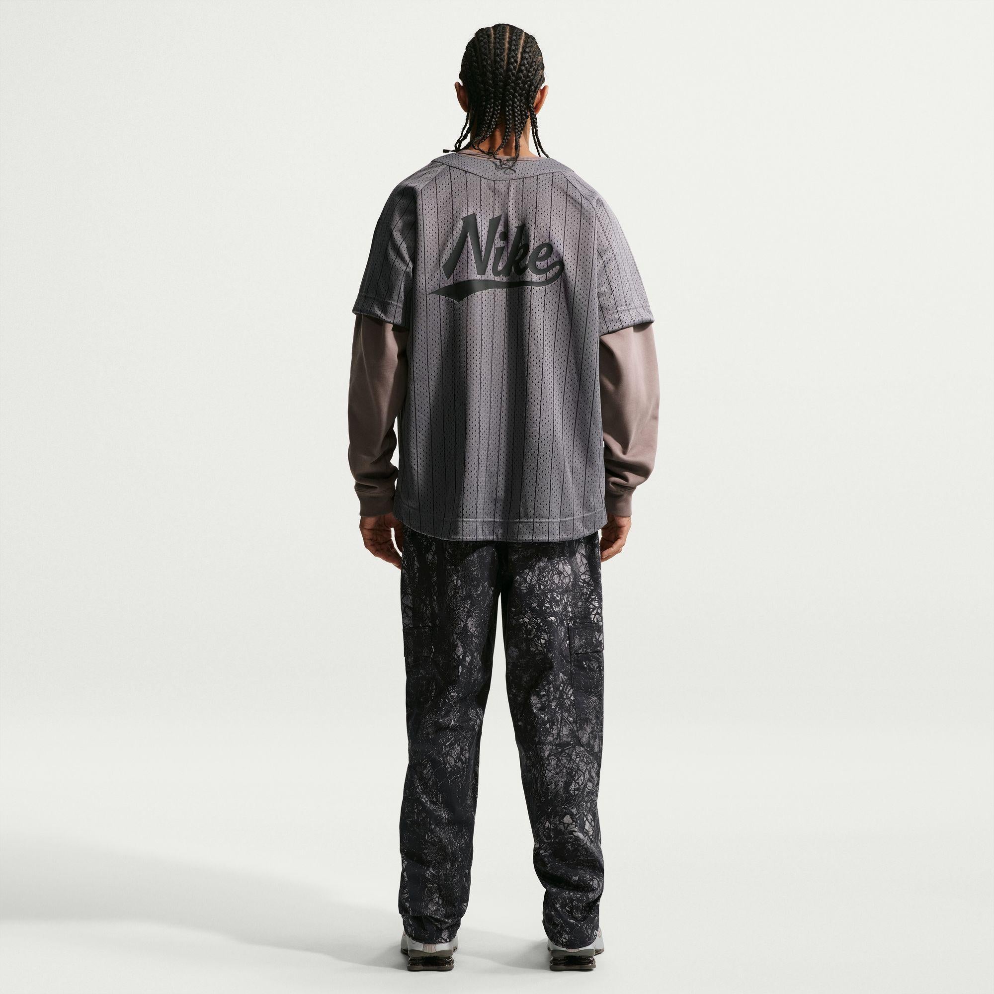 Nike Club Woven Cargo Pants “Black”