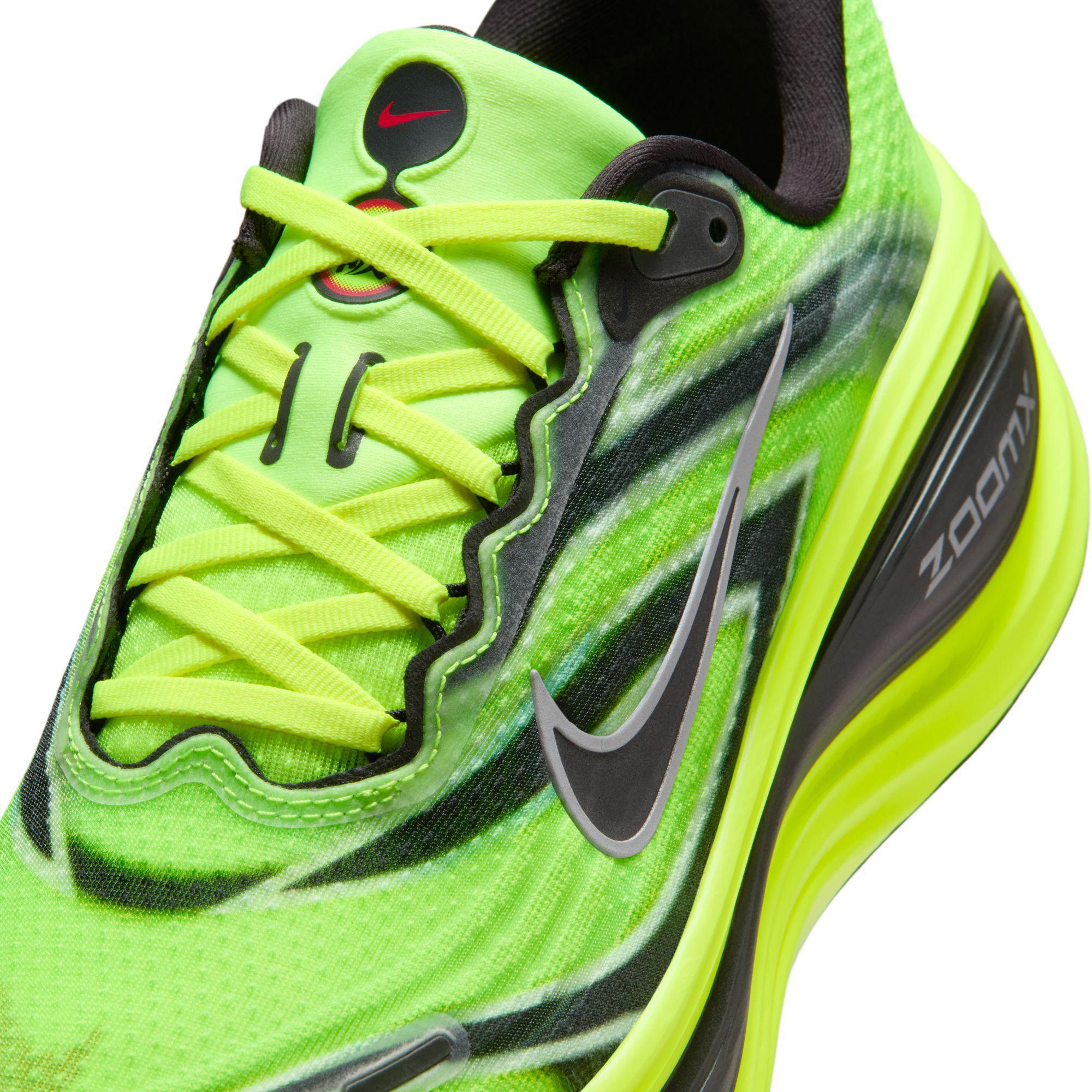Nike Vomero Plus SE “Ekiden Pack Volt”
