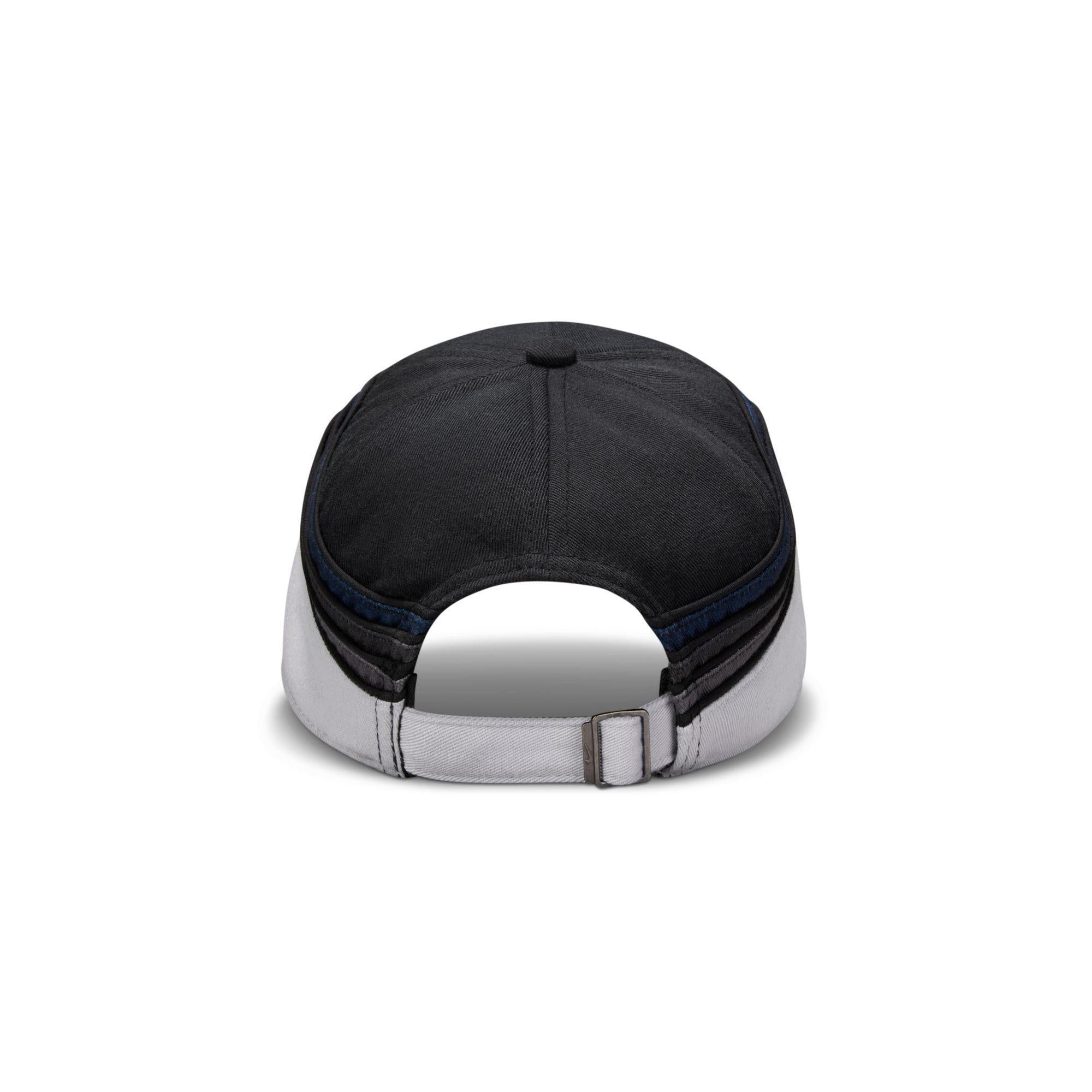 Nike Club Black Snapback