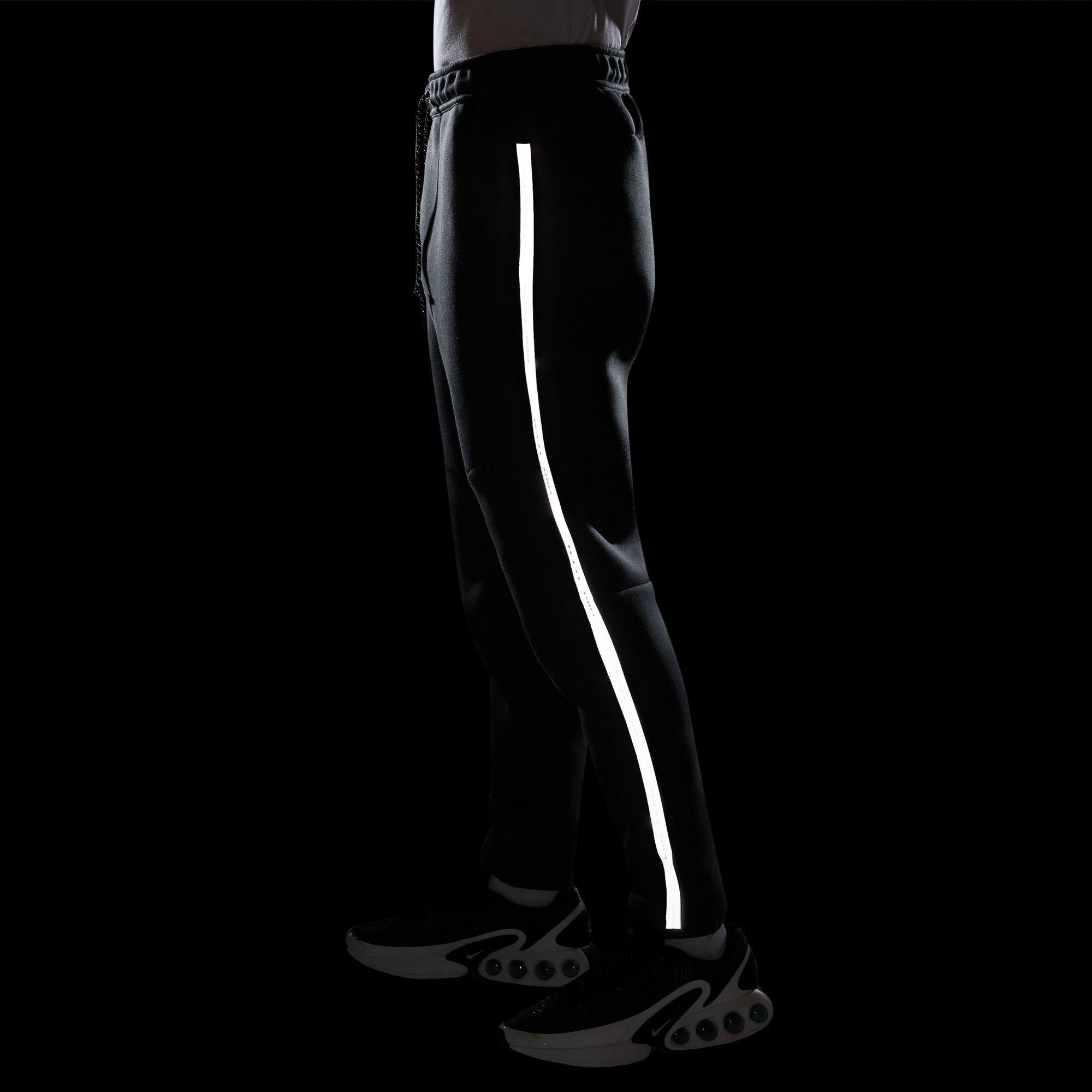 Nike Tech Black Sweatpant