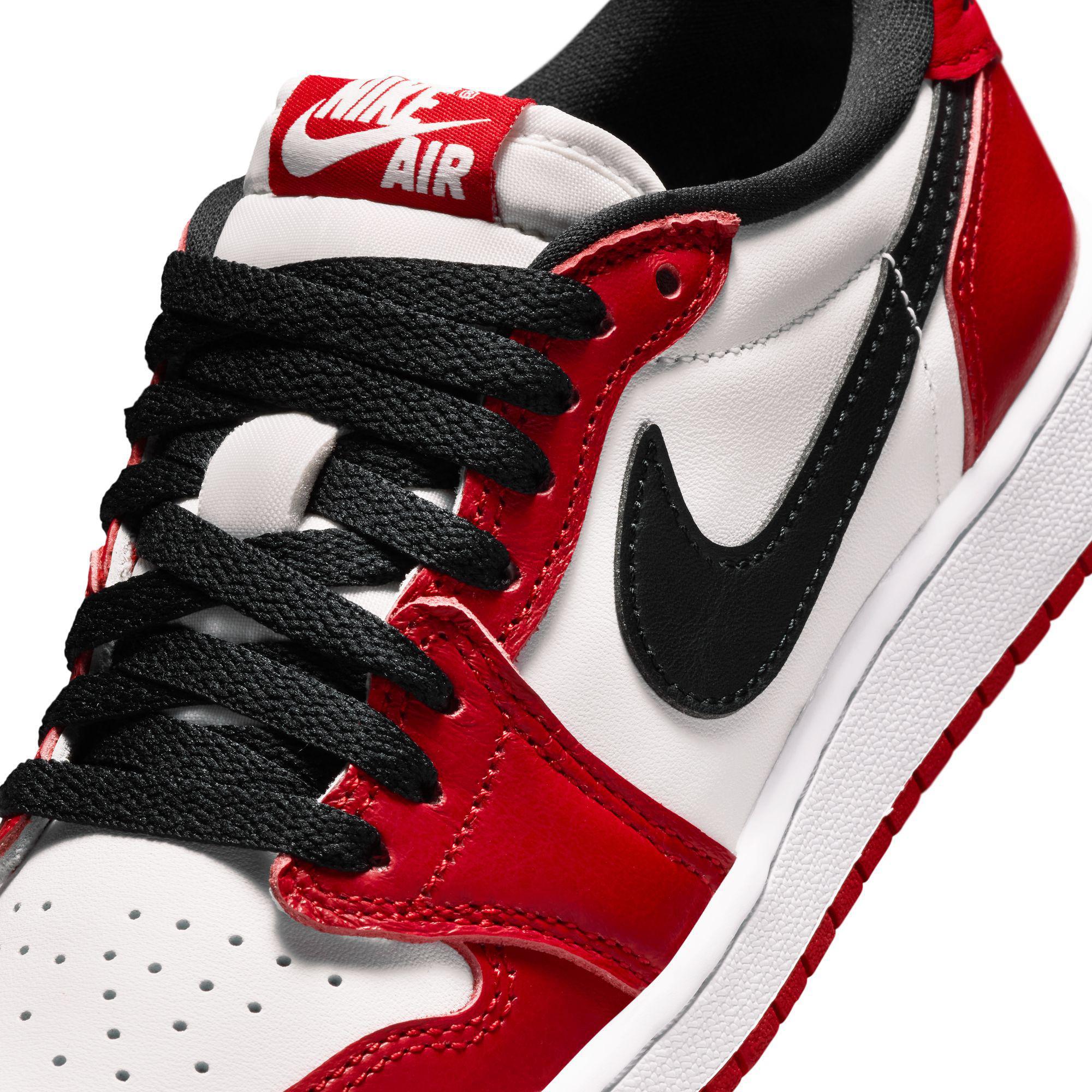Air Jordan 1 Retro Low Gradeschool “Chicago”