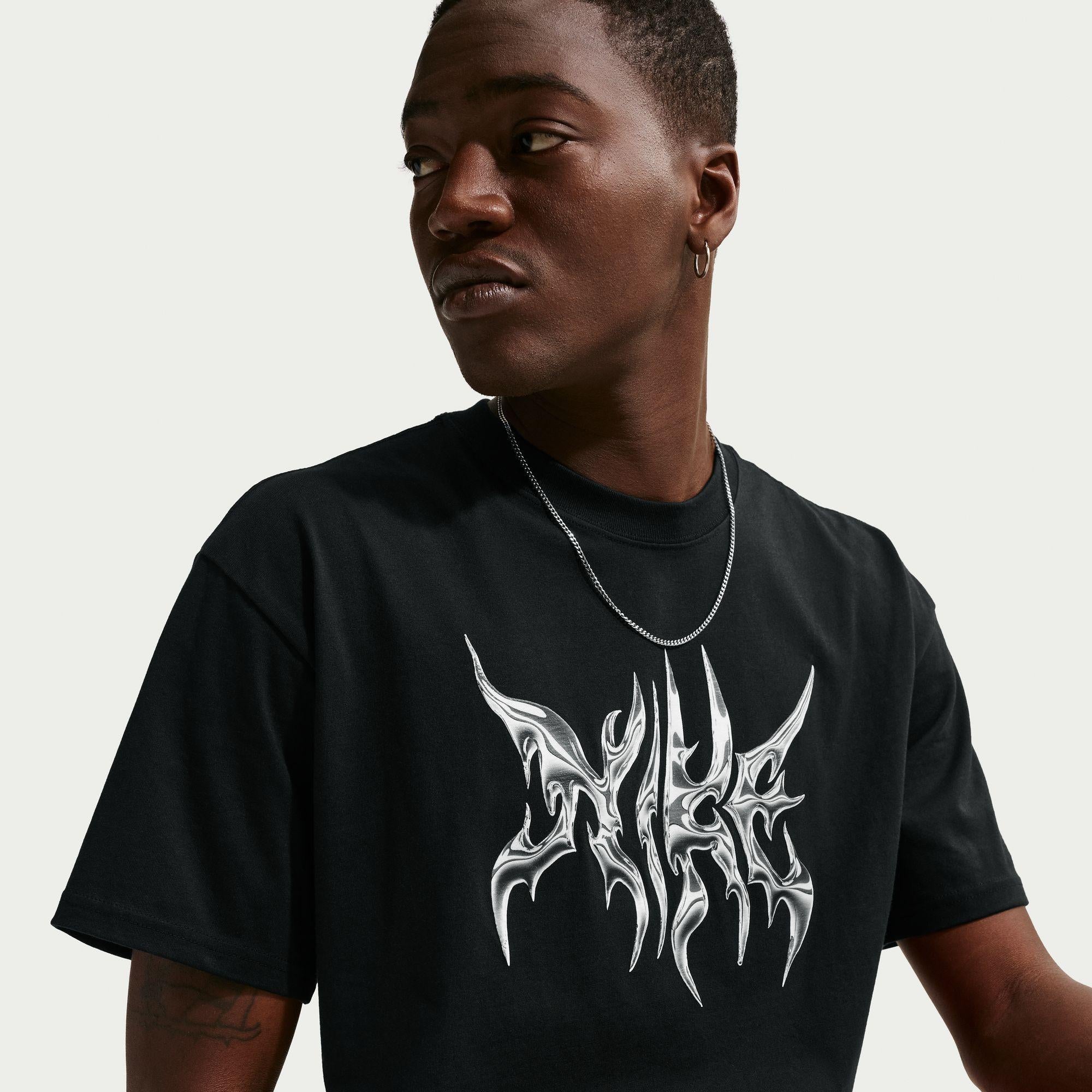 Nike Sportswear T-Shirt “Black”