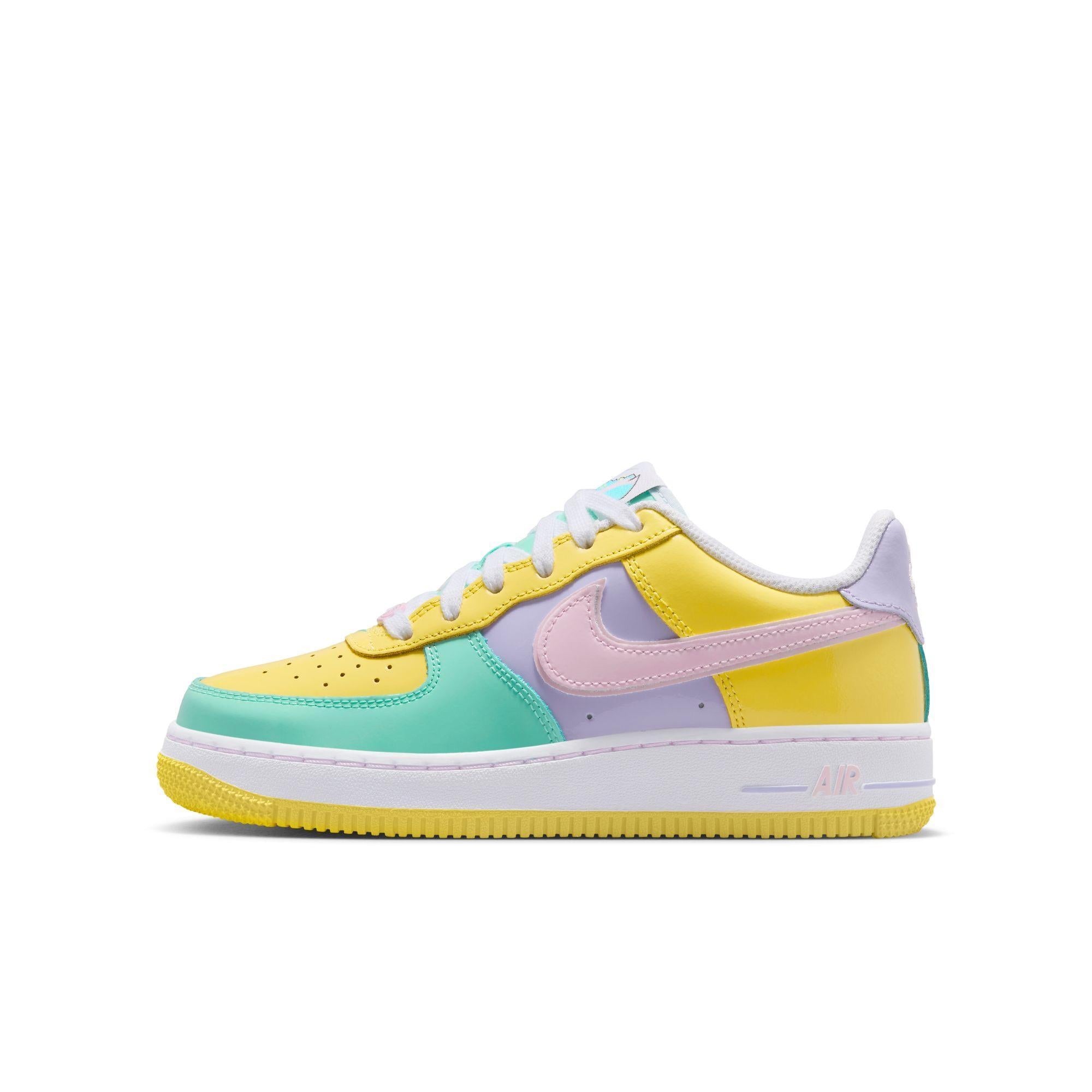 Nike Force 1 Low Gradeschool “Easter”