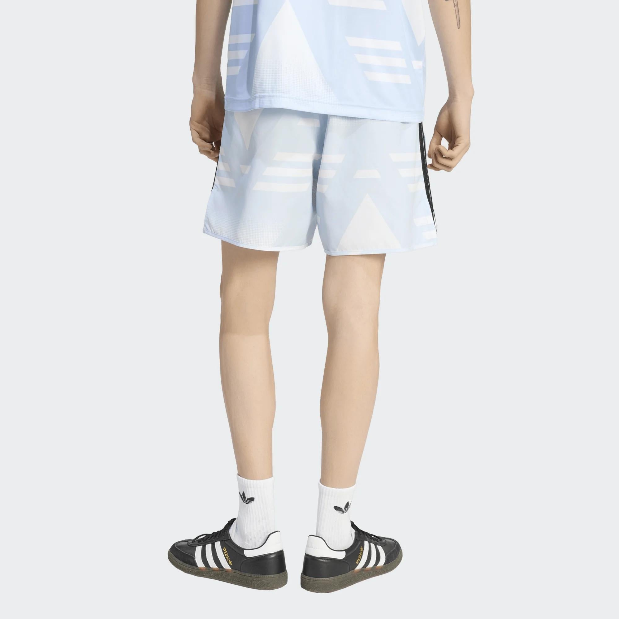 AOP SHORTS 