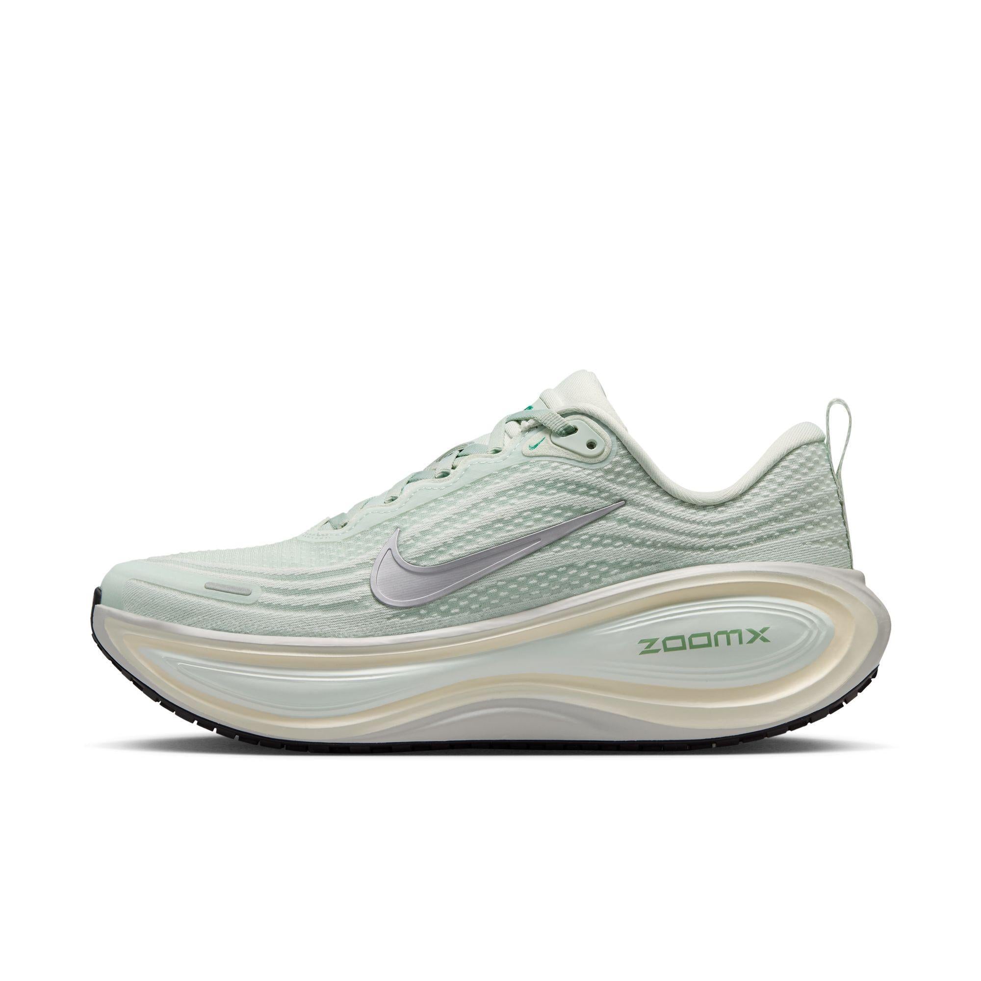 Nike Women Vomero Plus “Metallic Silver”