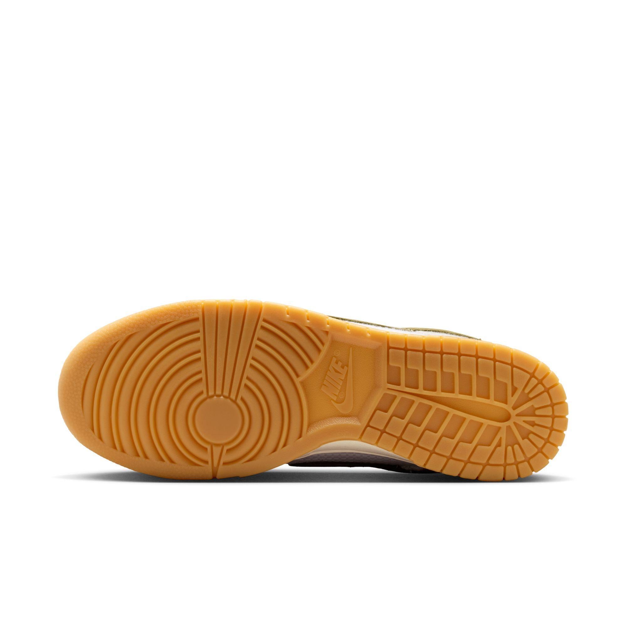 Nike Dunk Low Retro SE “Pilgrim”