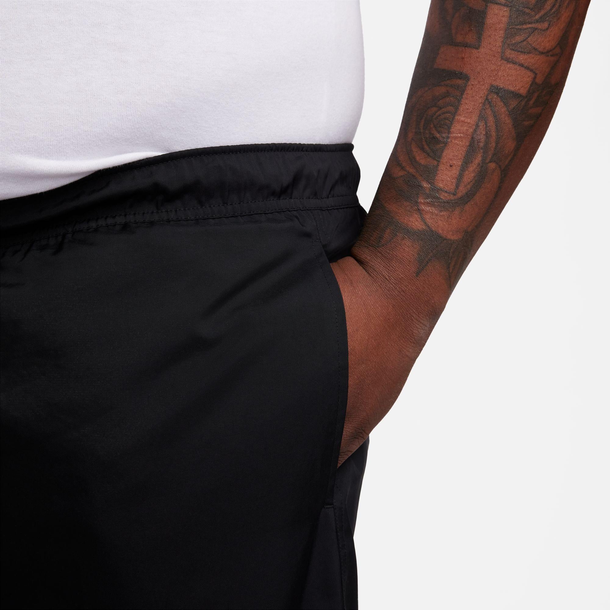 Nike Club Shorts “Black”