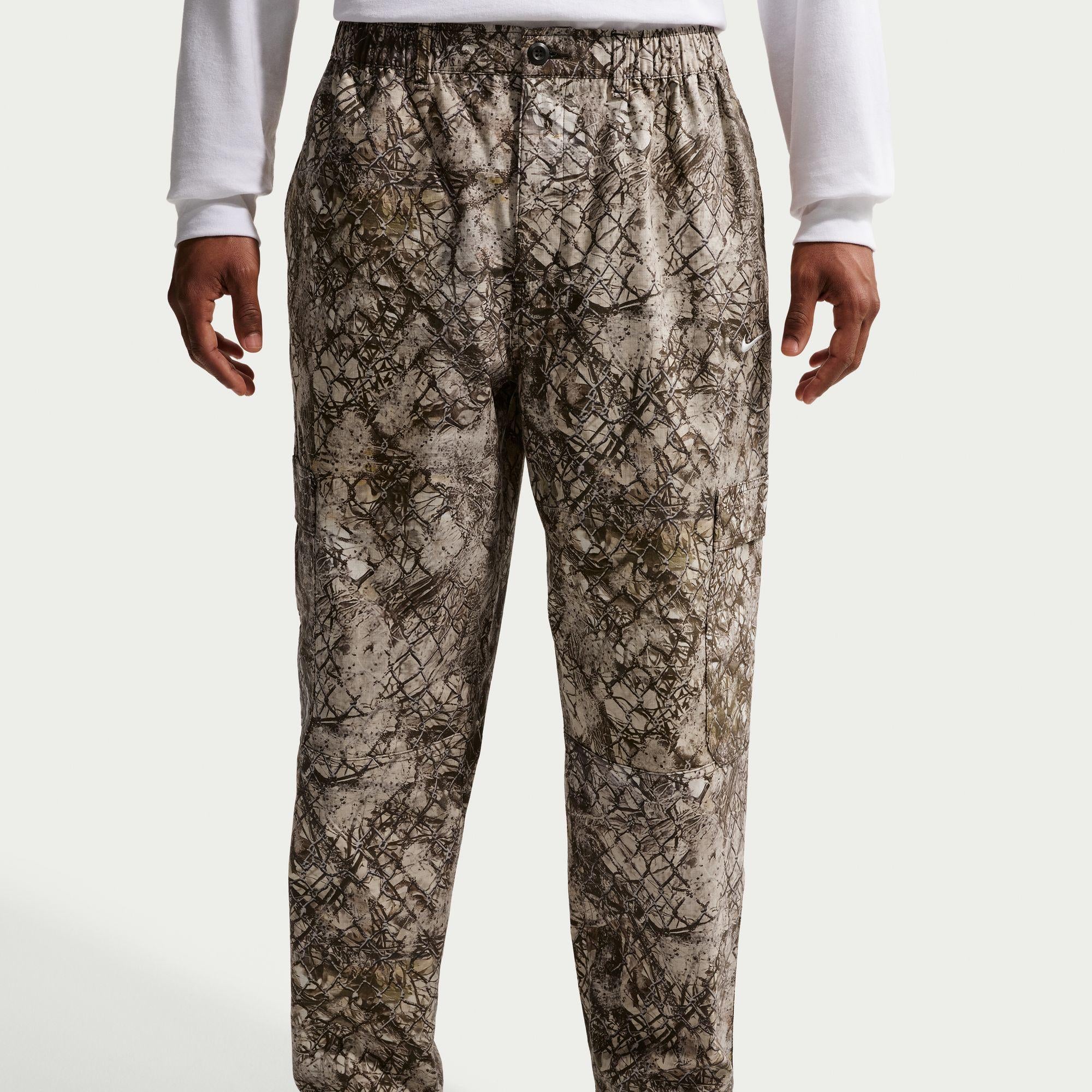 Nike Club Woven Cargo Pants “Camo”