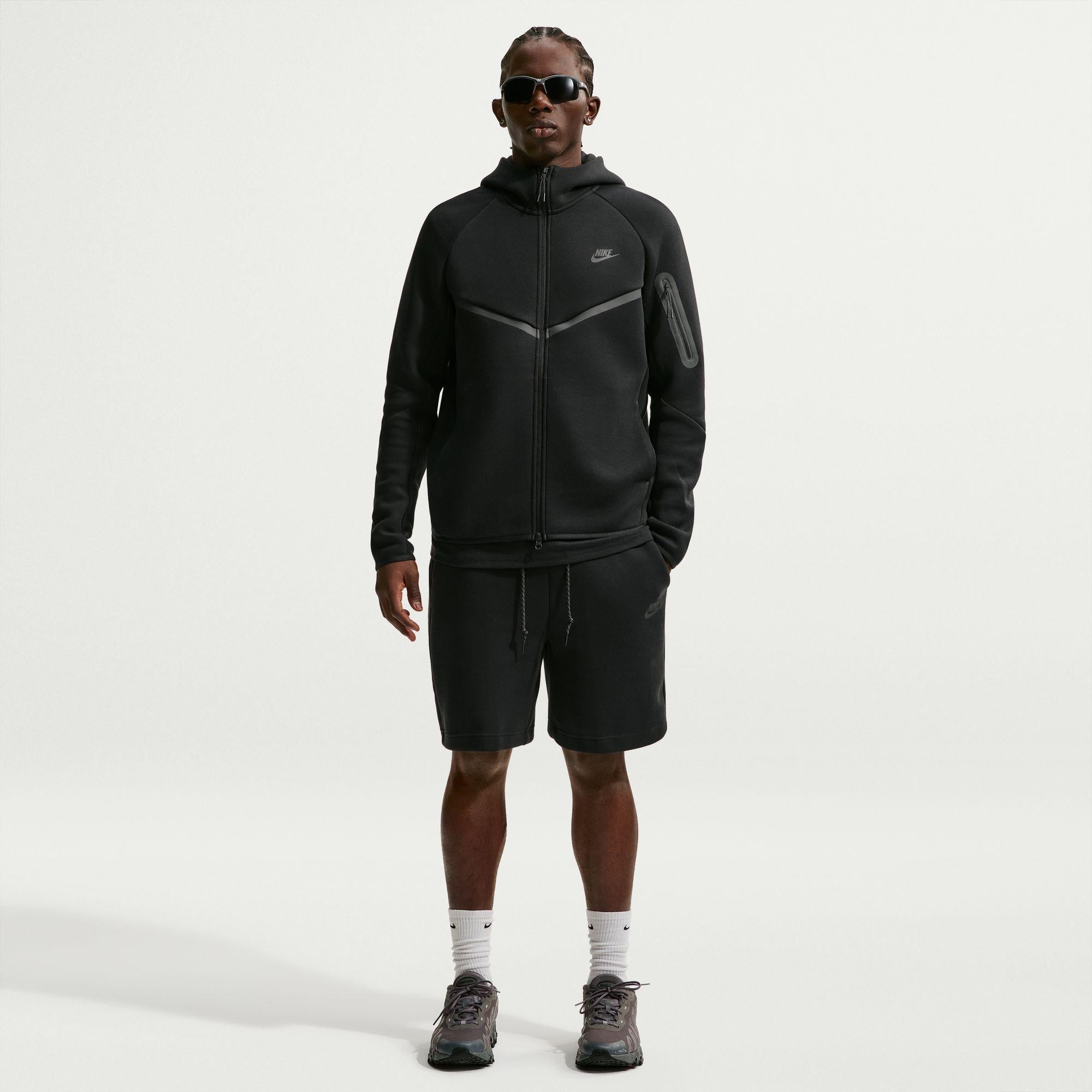 Nike Tech Shorts “Black”