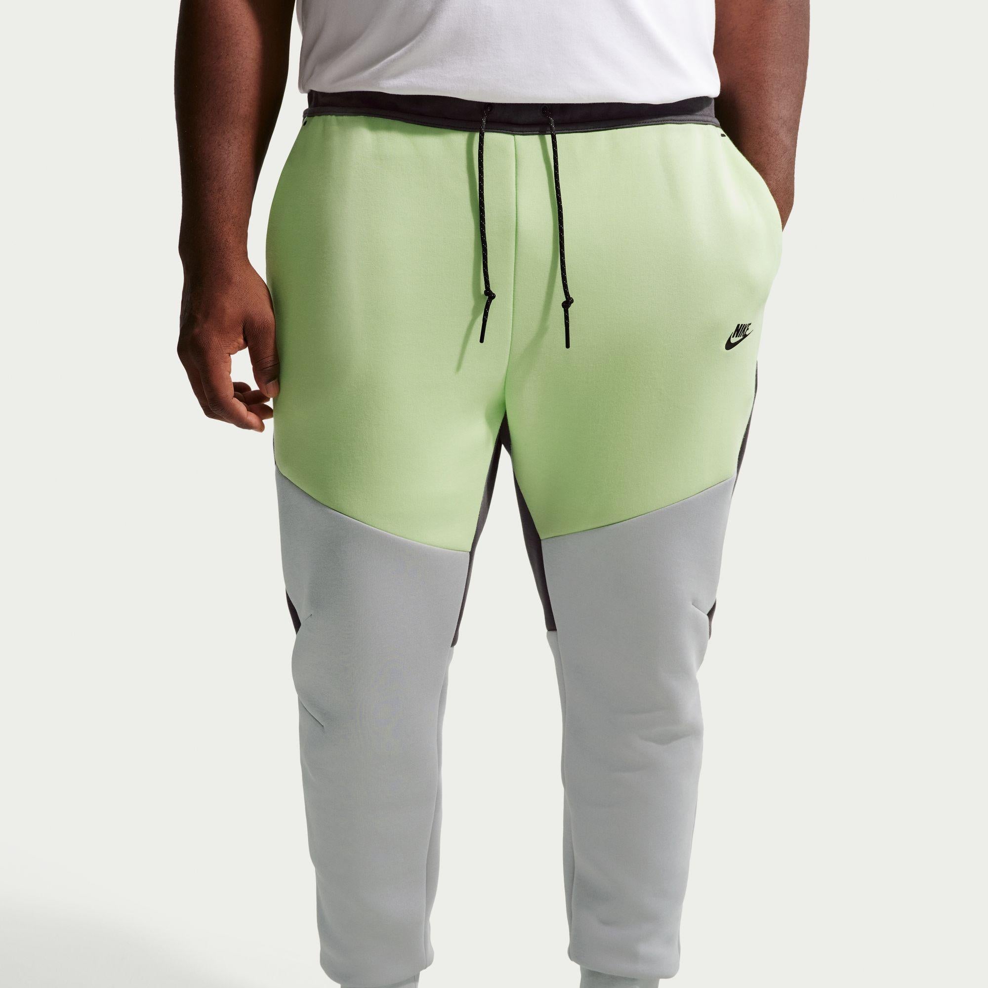 Nike Tech Fleece Joggers “Liquid Lime”