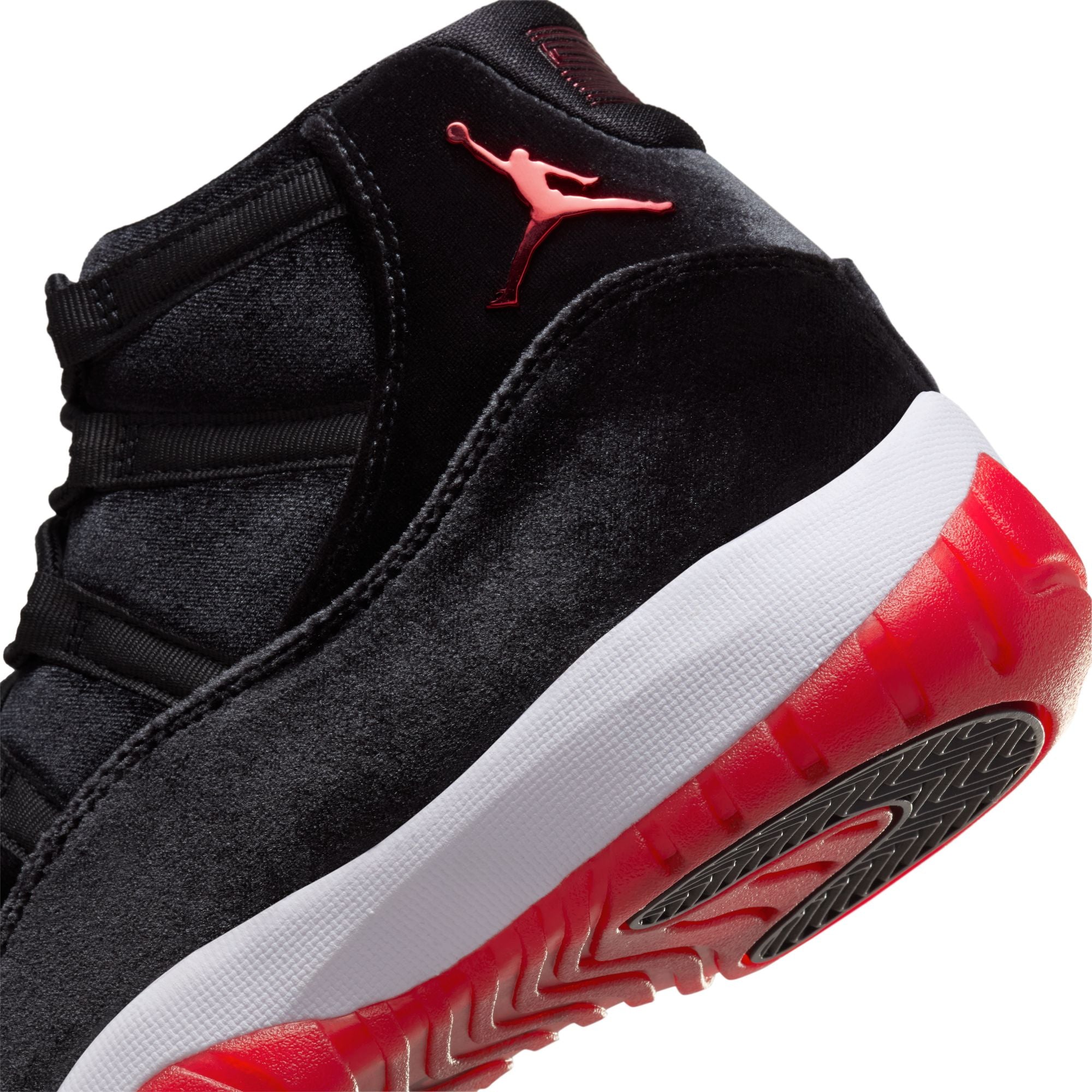 Women Air Jordan 11 Retro Low 'Bred Velvet'