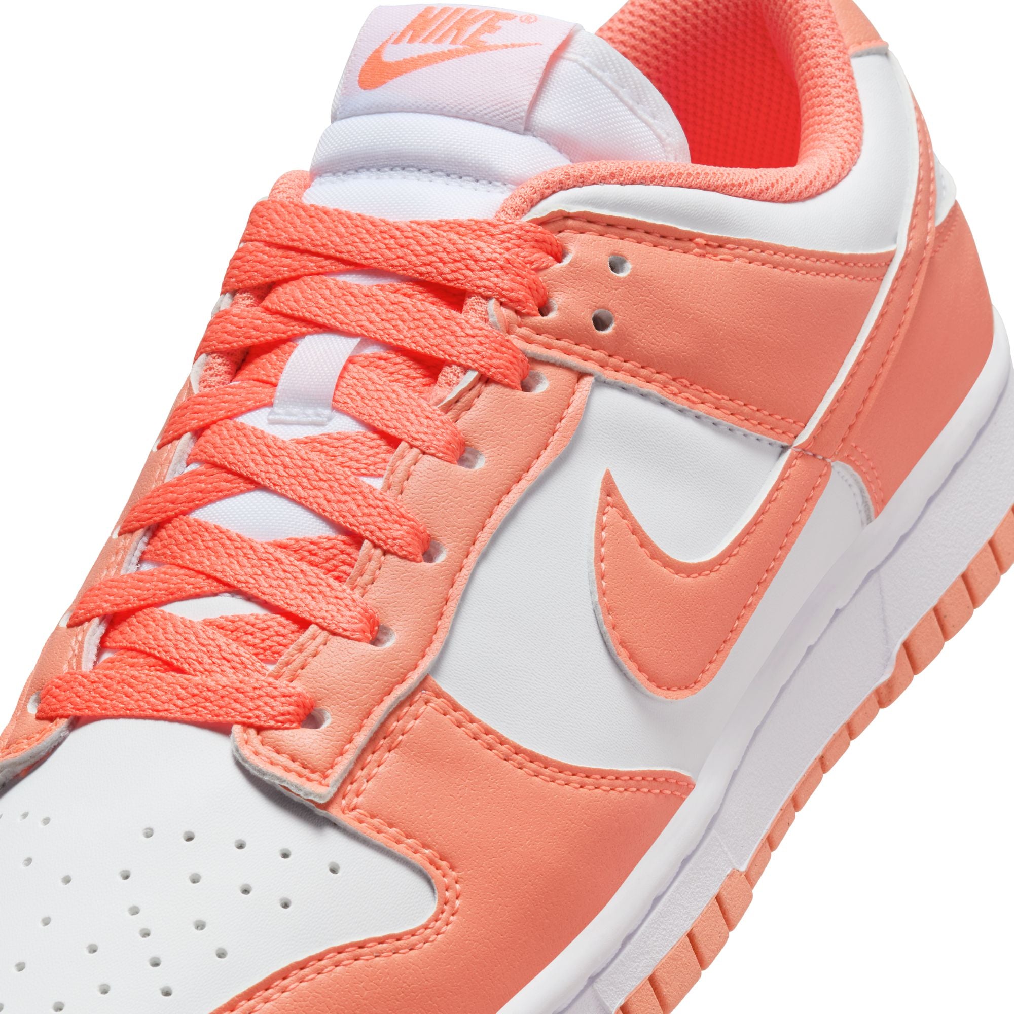 Nike Women Dunk Low