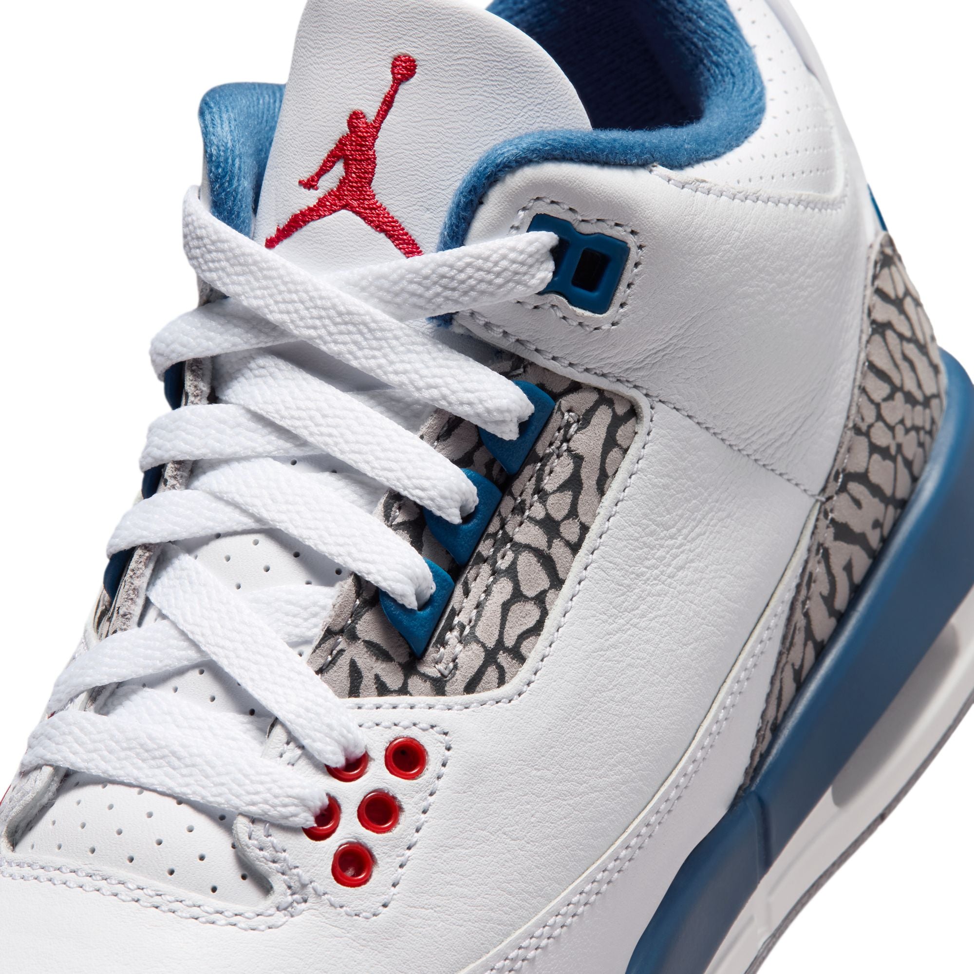 Air Jordan 3 Retro Gradeschool “True Blue