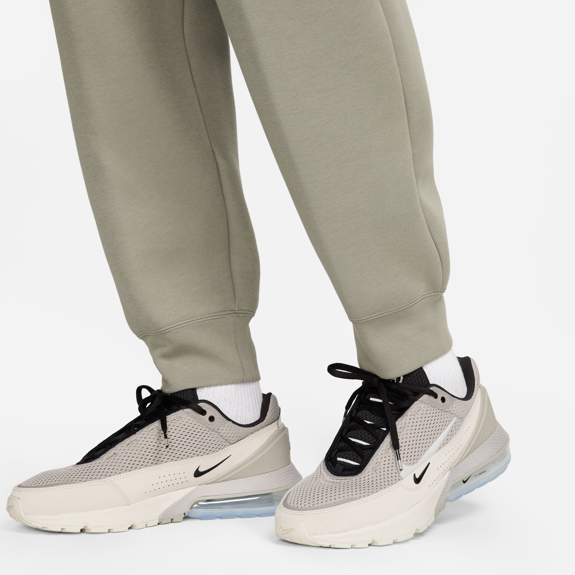 Nike Sportswear Tech Fleece Reimagined Sweatpant