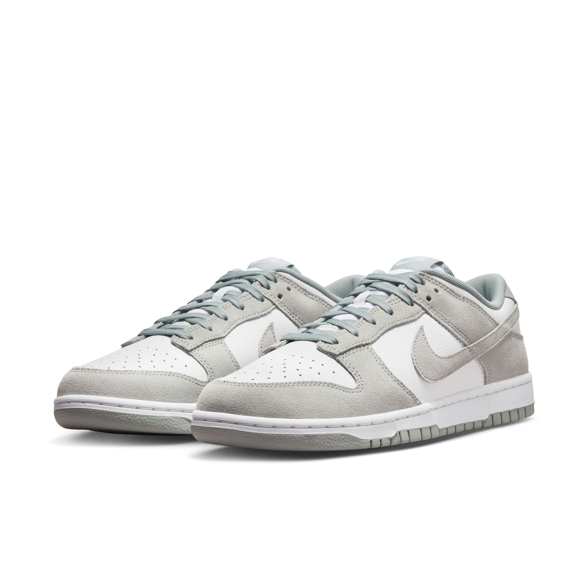 Nike Dunk Low Retro SE