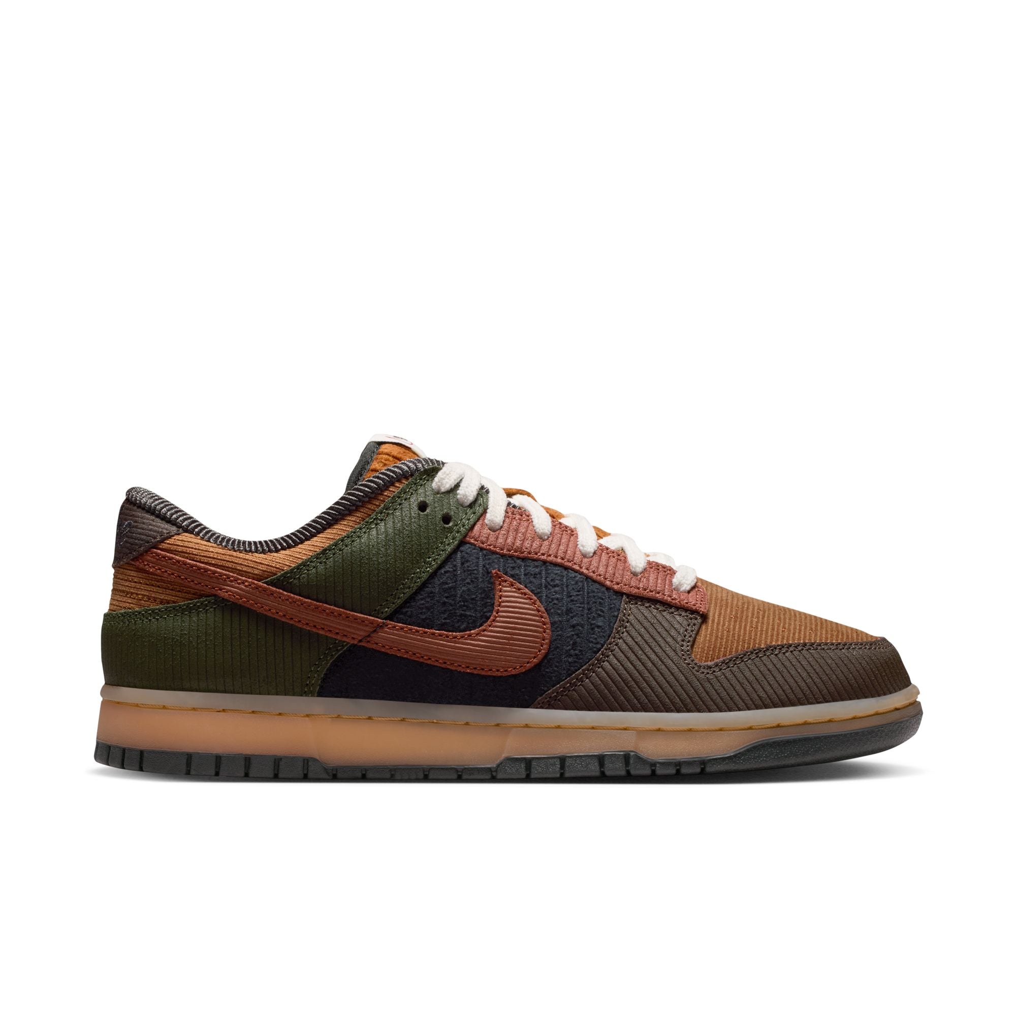 Nike Dunk Low Retro Premium “British Tan”