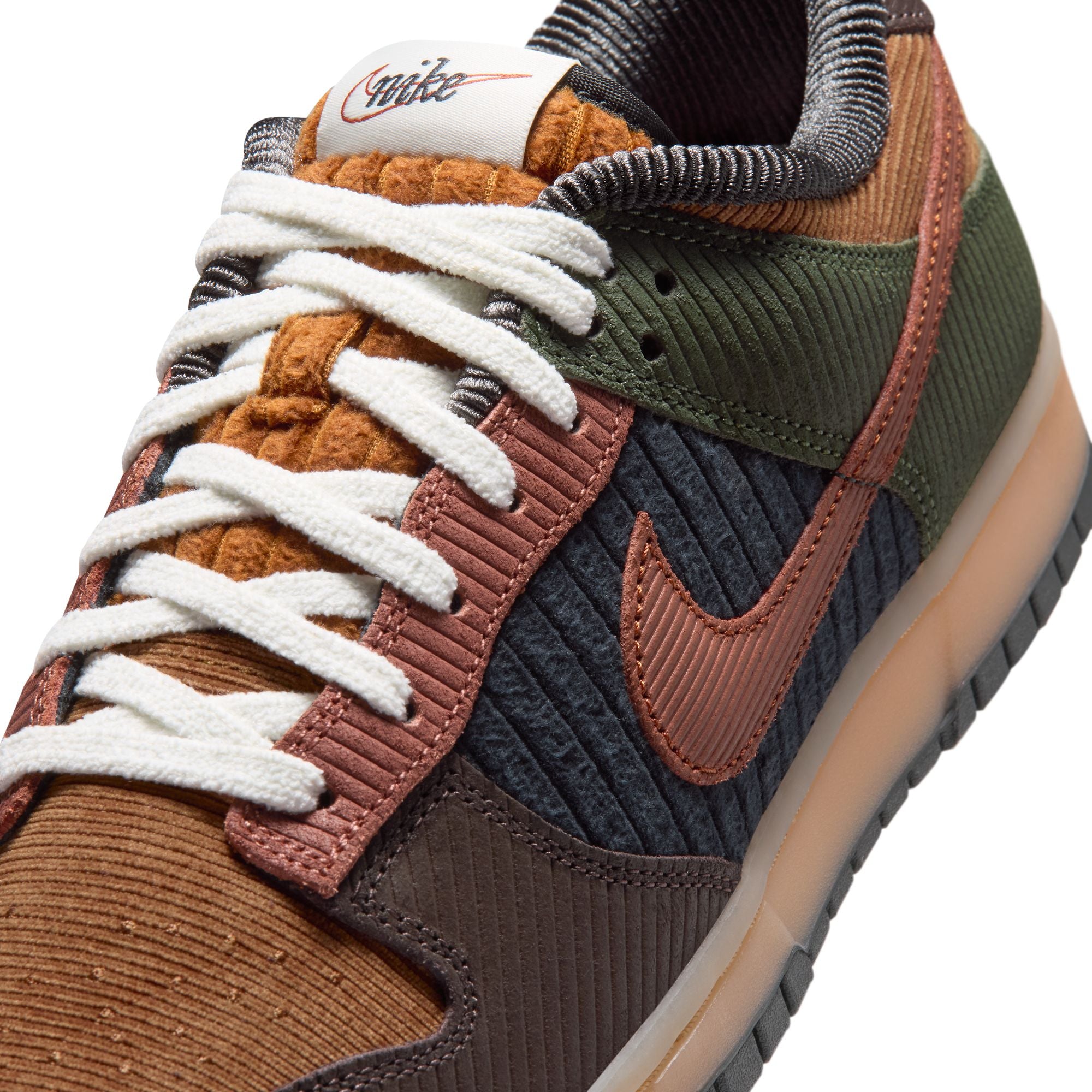 Nike Dunk Low Retro Premium “British Tan”