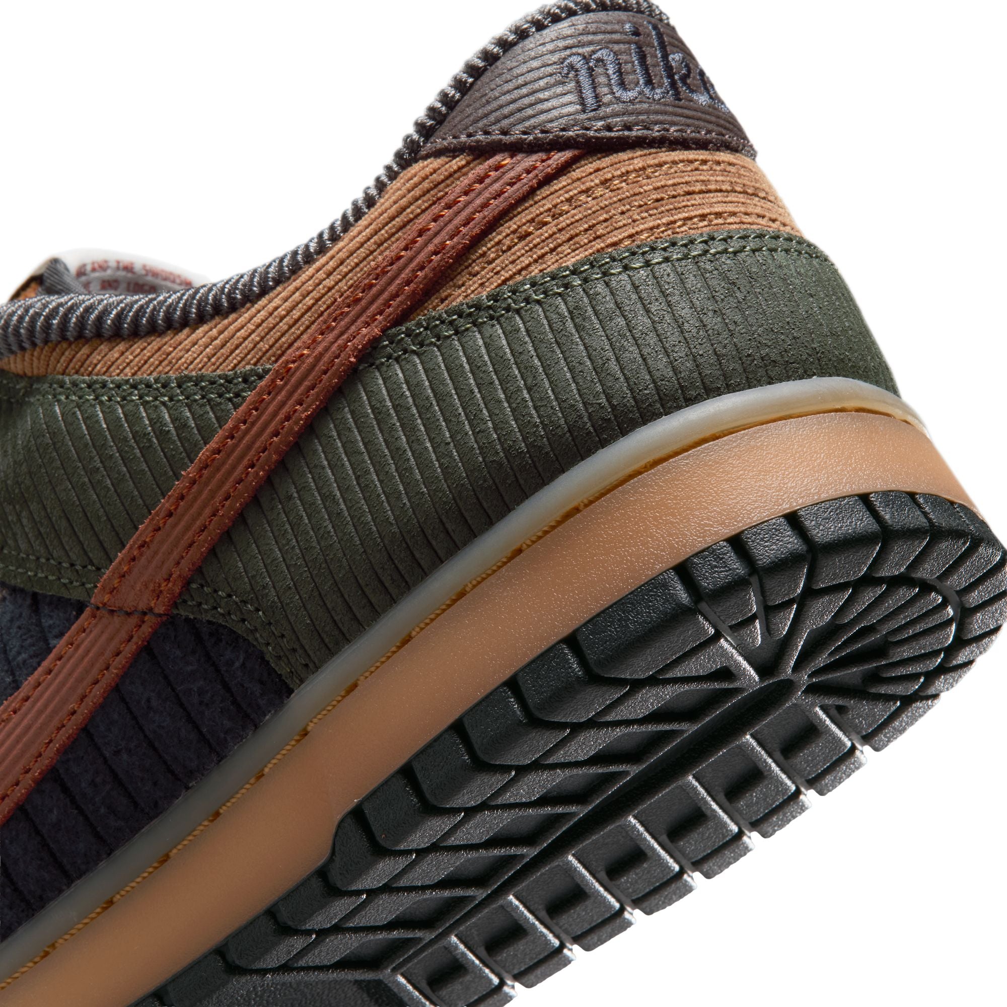 Nike Dunk Low Retro Premium “British Tan”