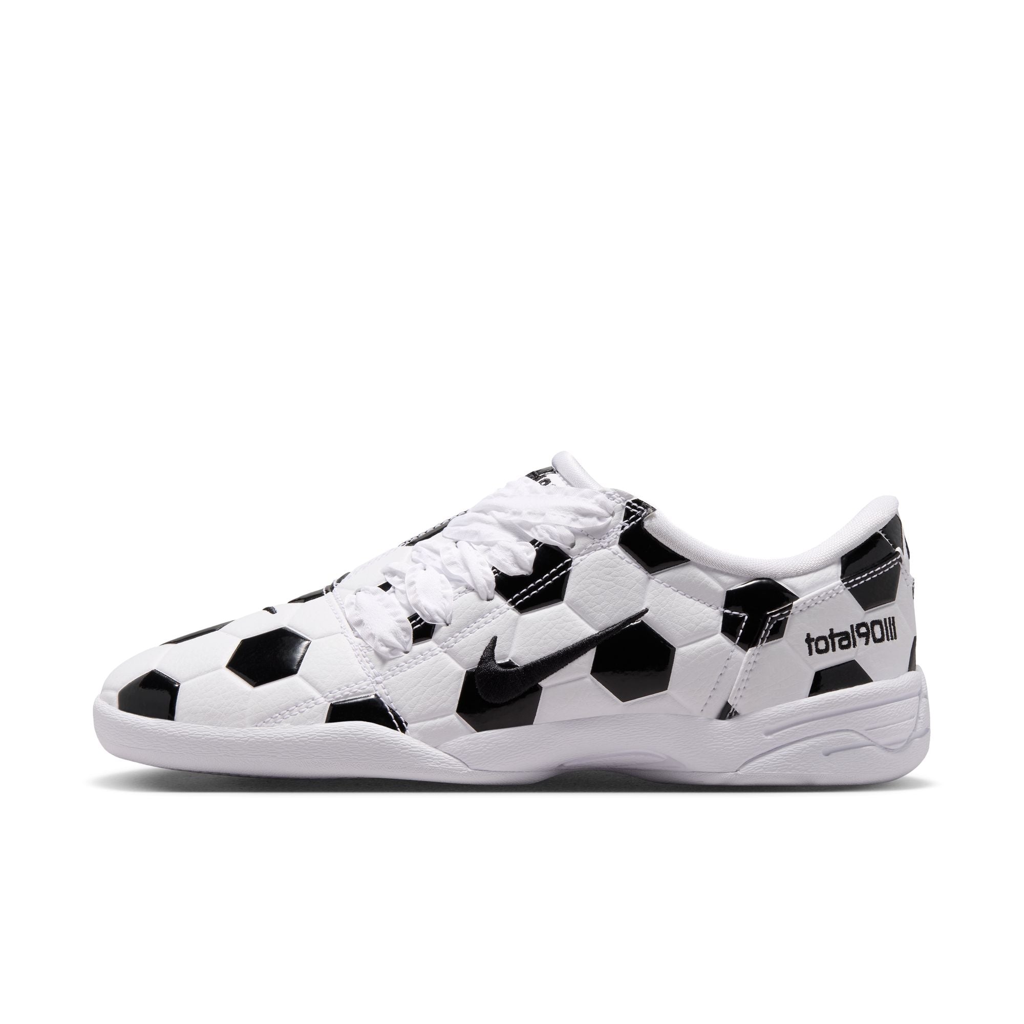 Nike Womens Total 90 “White Black”