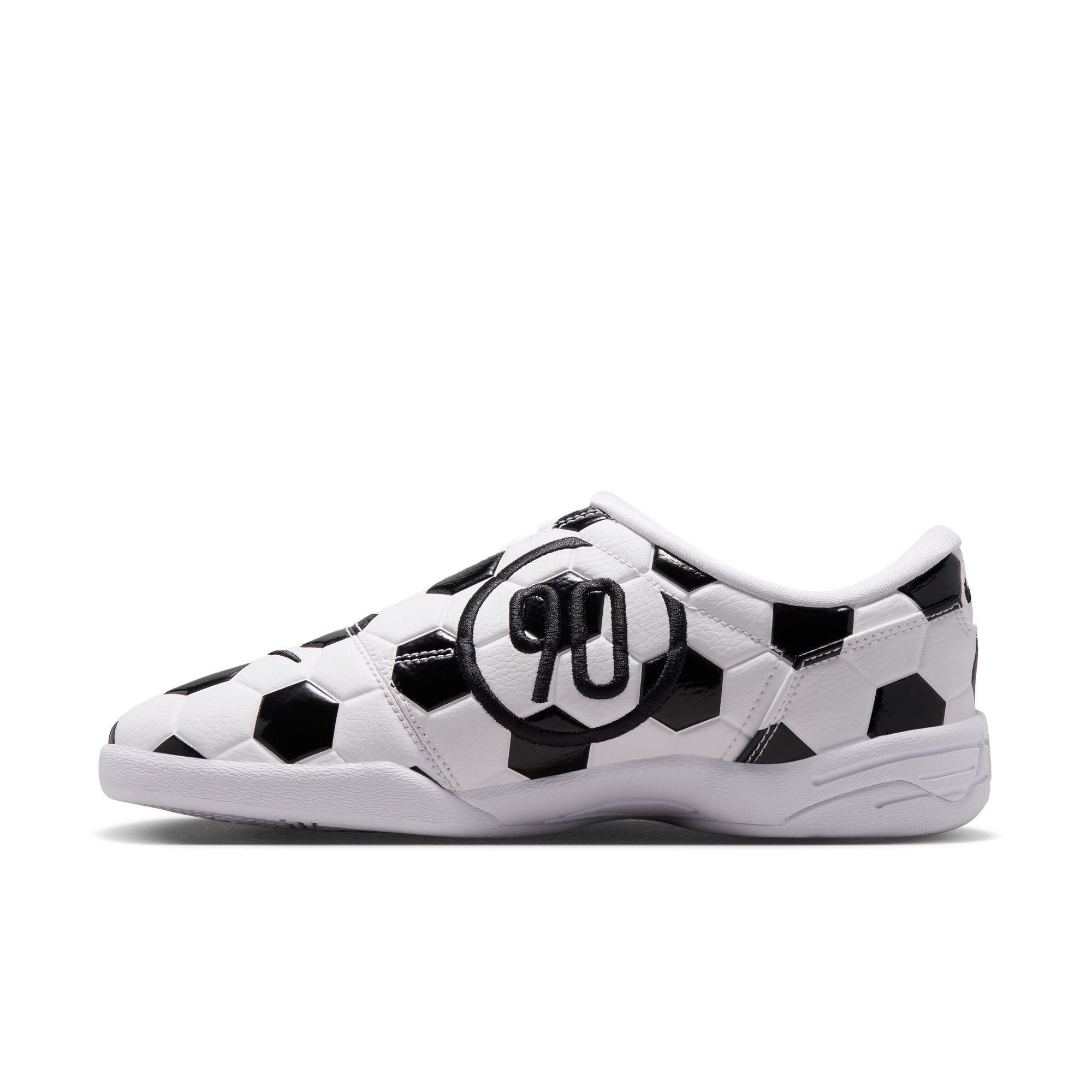 Nike Womens Total 90 “White Black”