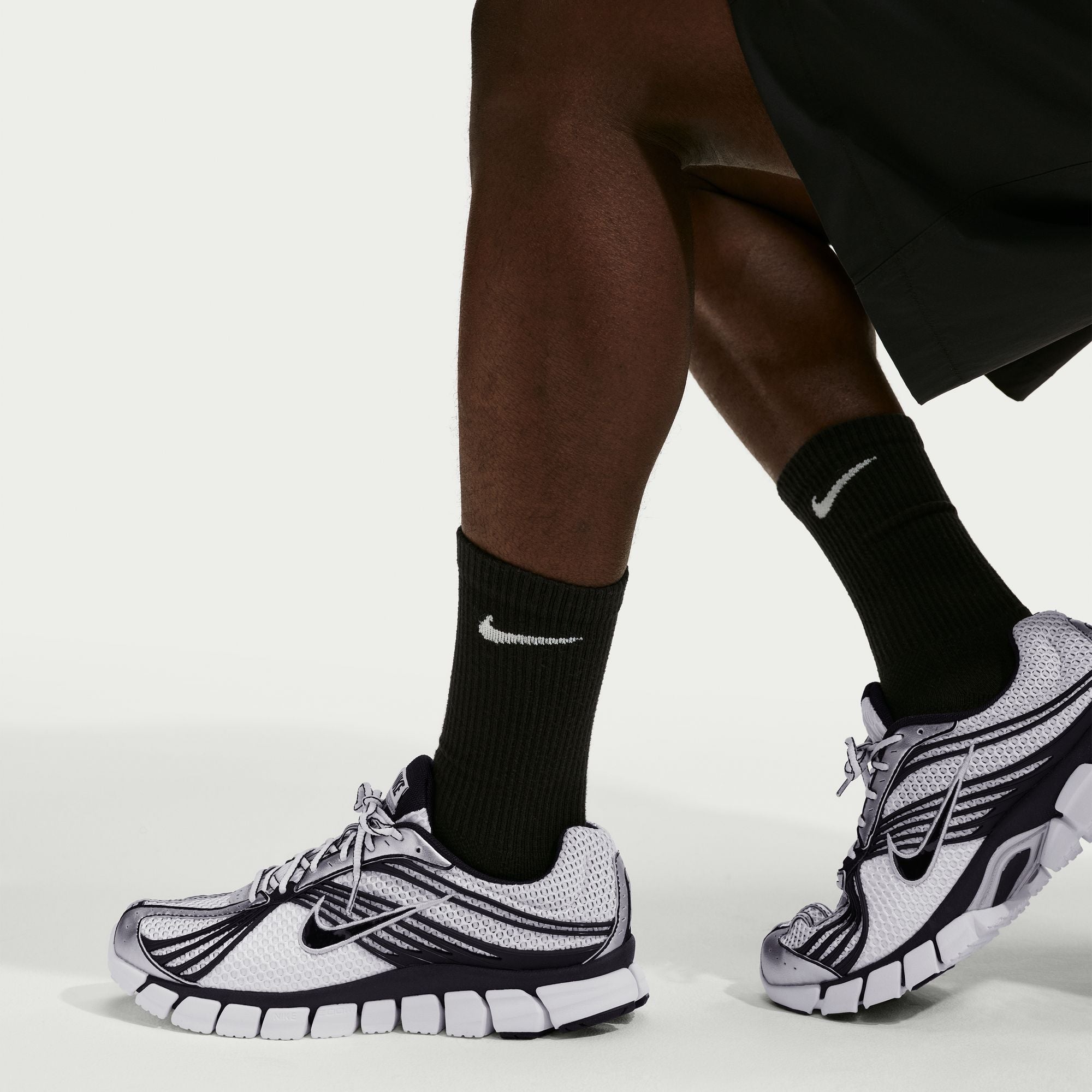 Nike Zoom Skylon 11 “White Black”
