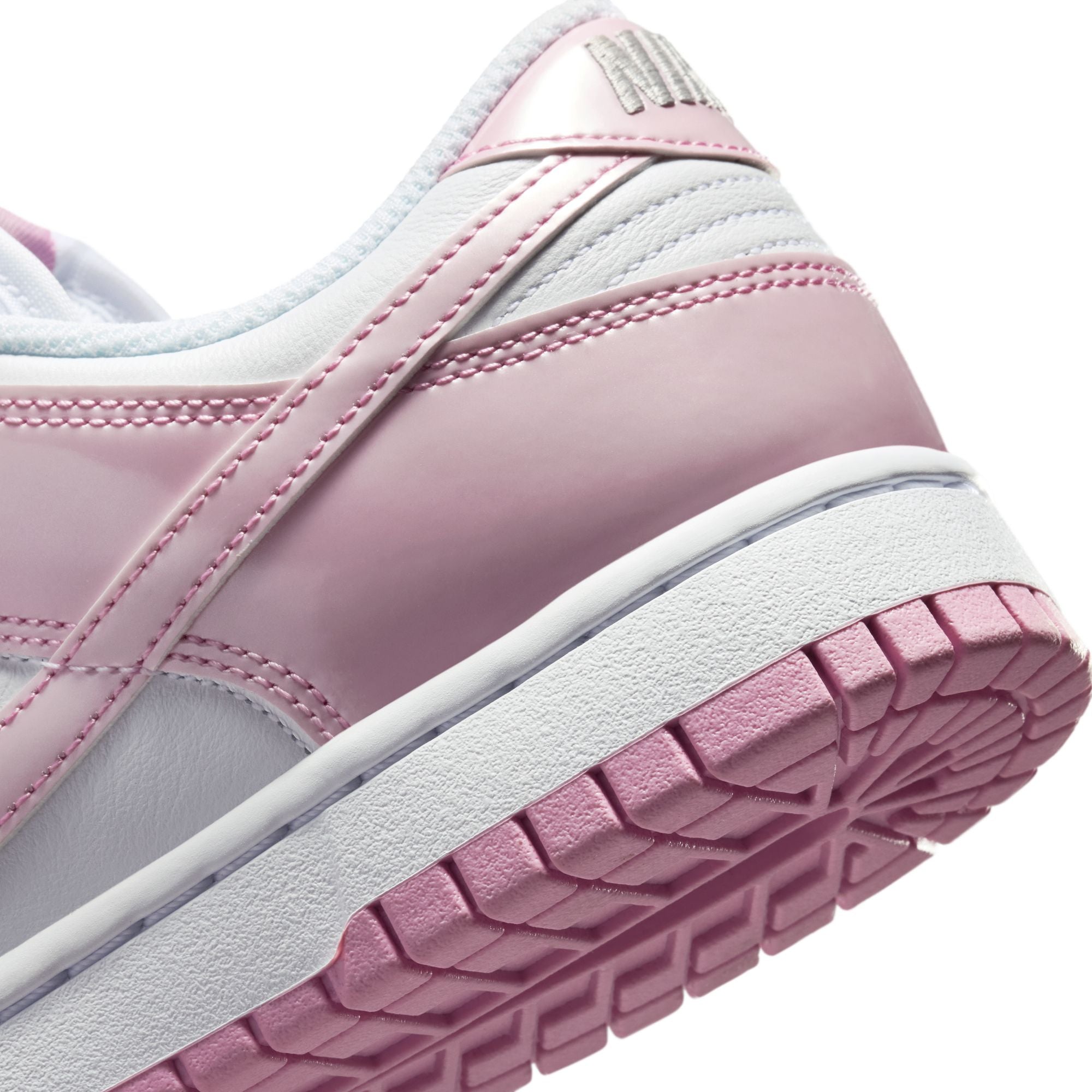 Nike Womens Dunk Low SE 