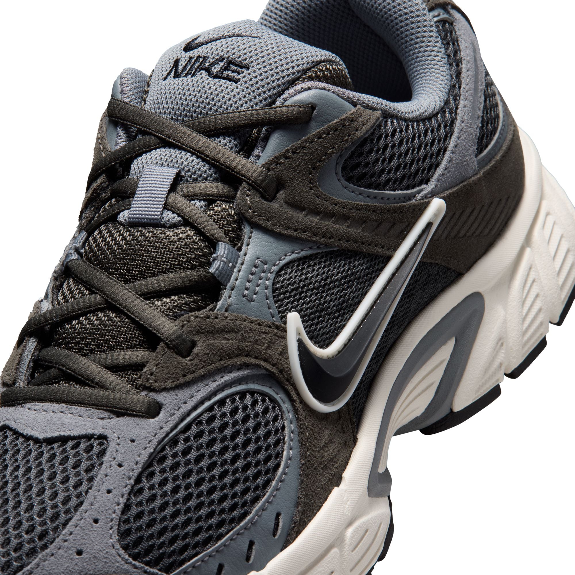 Nike V5 RNR Suede “Anthracite”