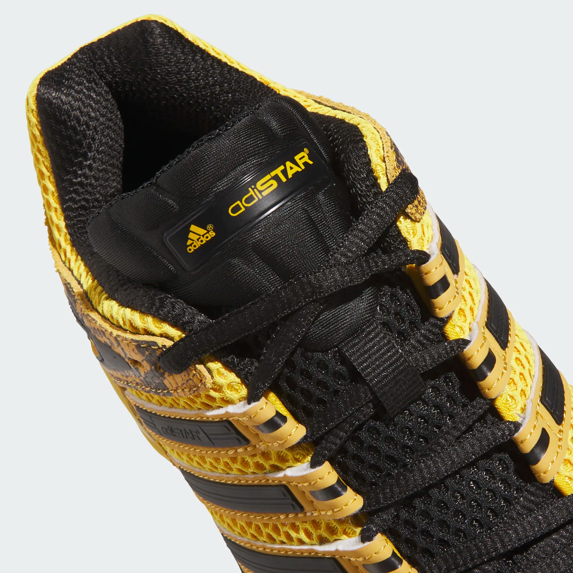 Adidas Womens Adistar Control 5 
