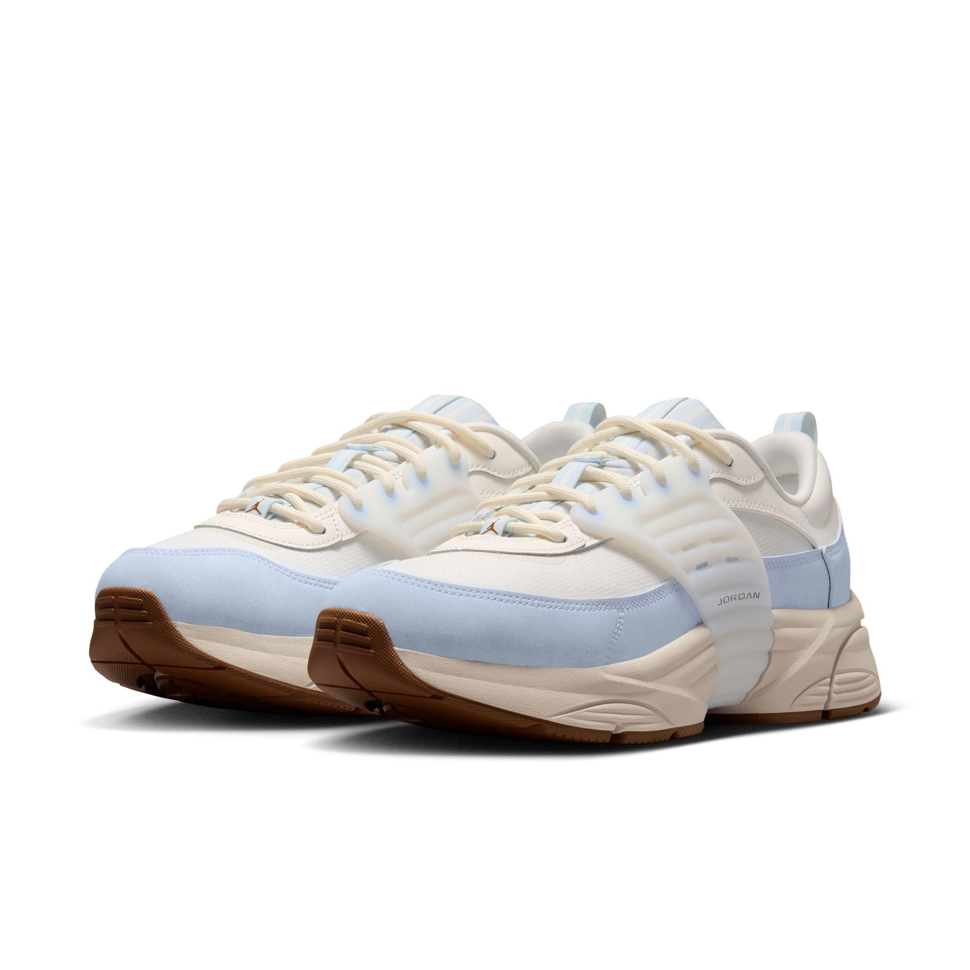 Jordan Trunner O/S “British Tan”