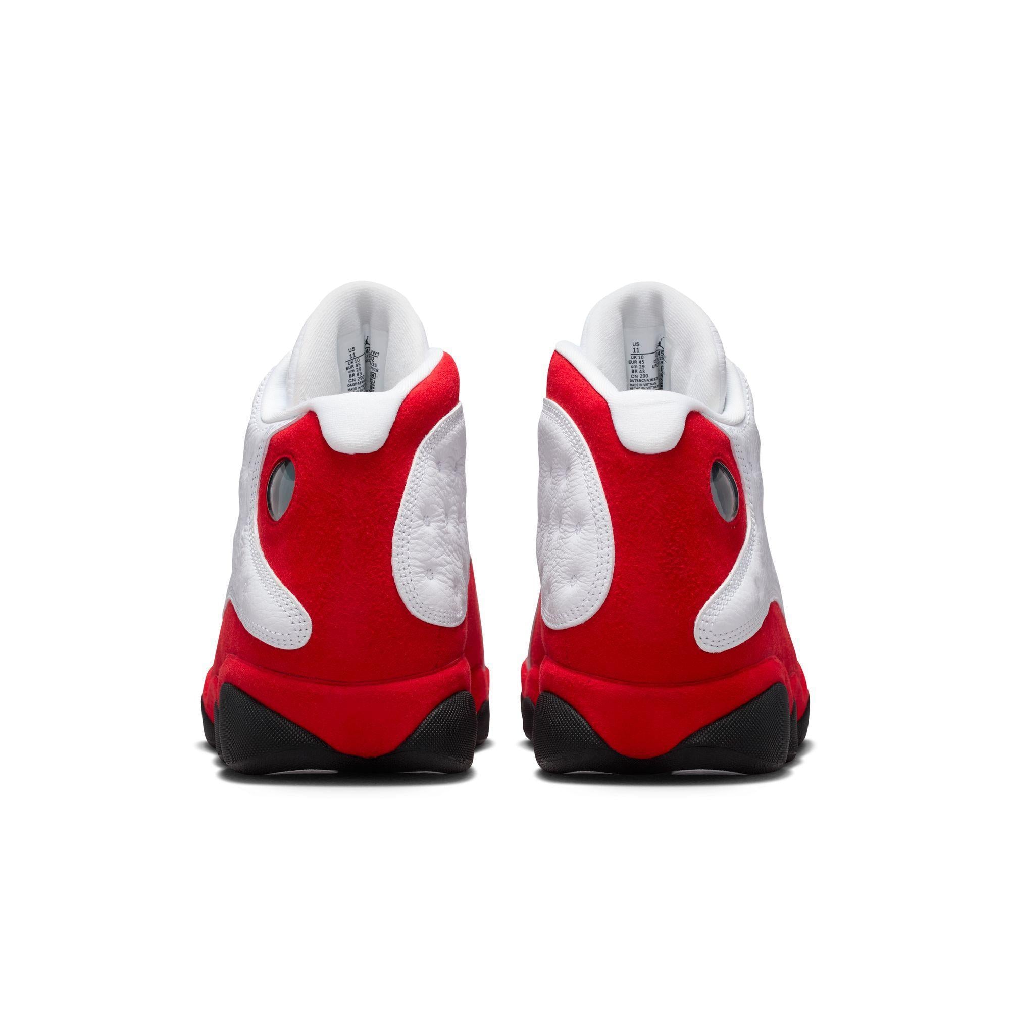 Air Jordan 13 Retro “Chicago”
