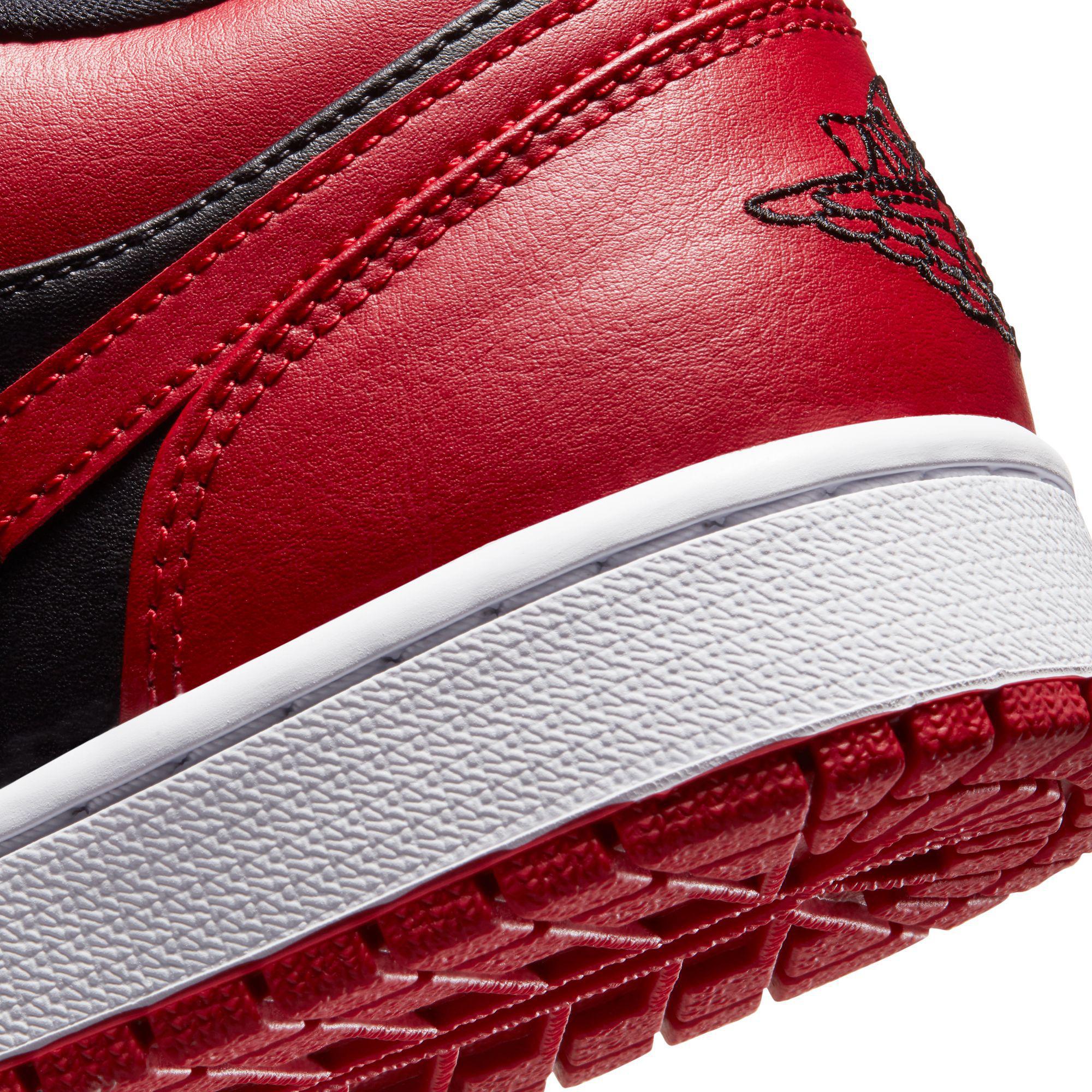 Air Jordan 1 Low “Reverse Bred”