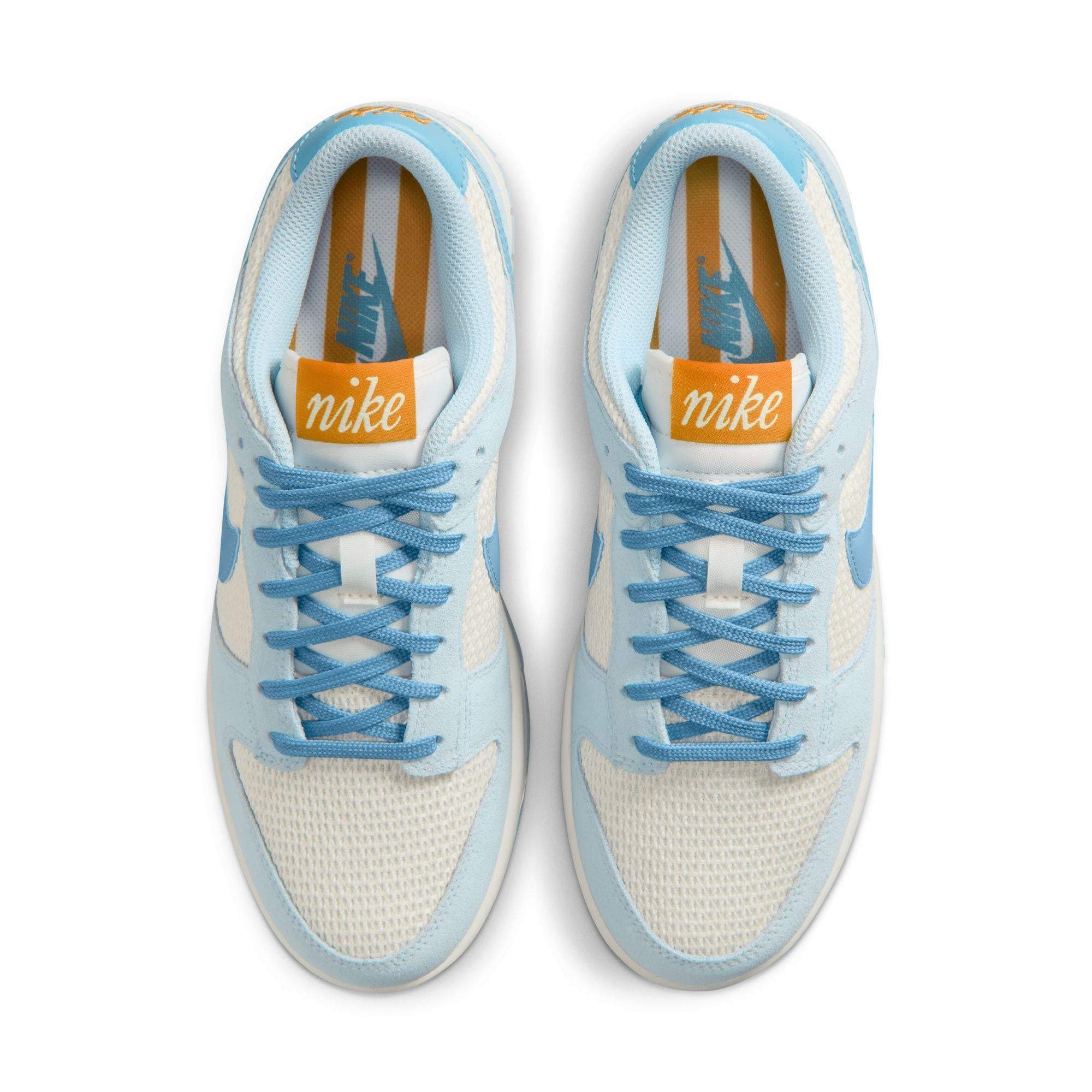 Women Nike Dunk Low SE “Sail”