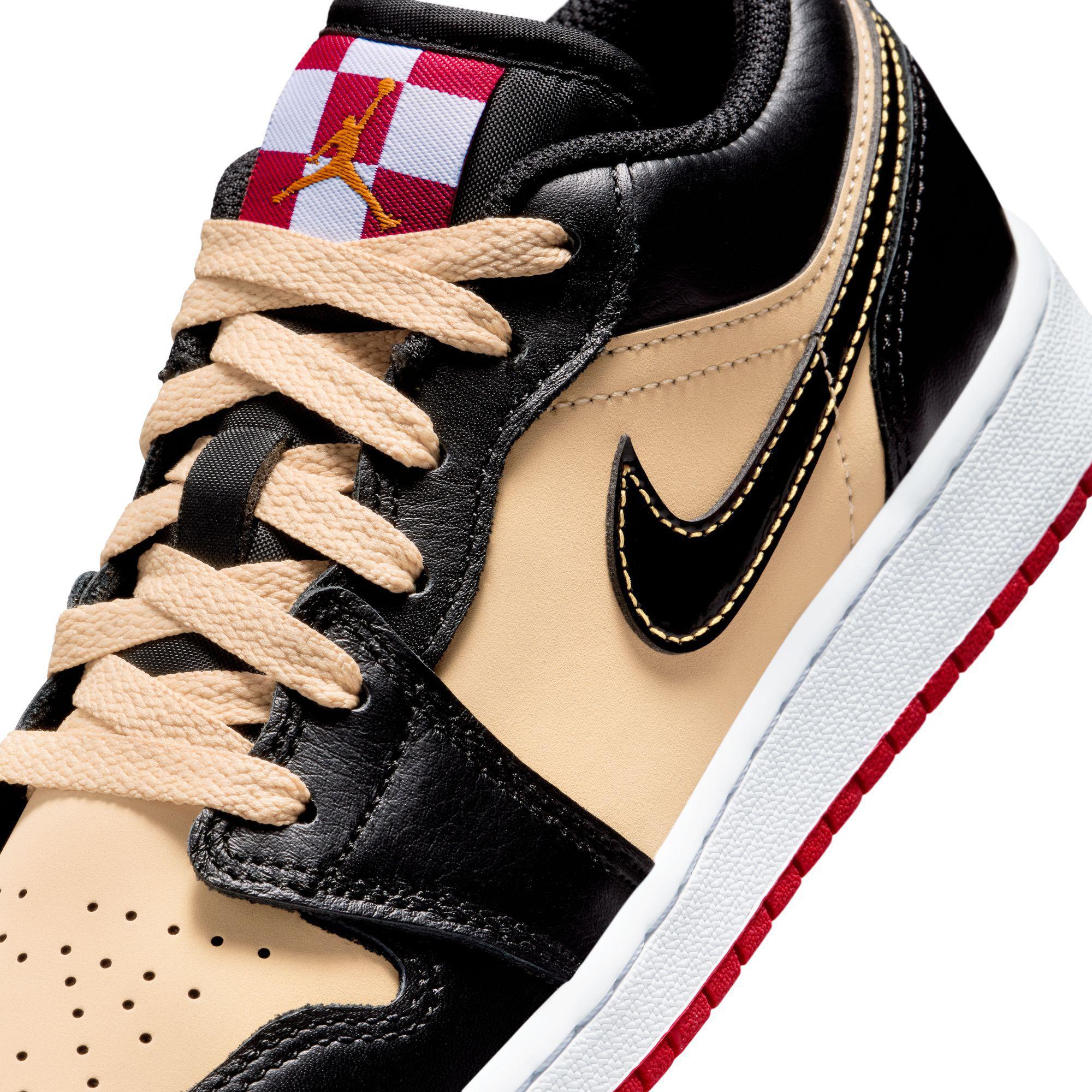 Air Jordan 1 Low SE 